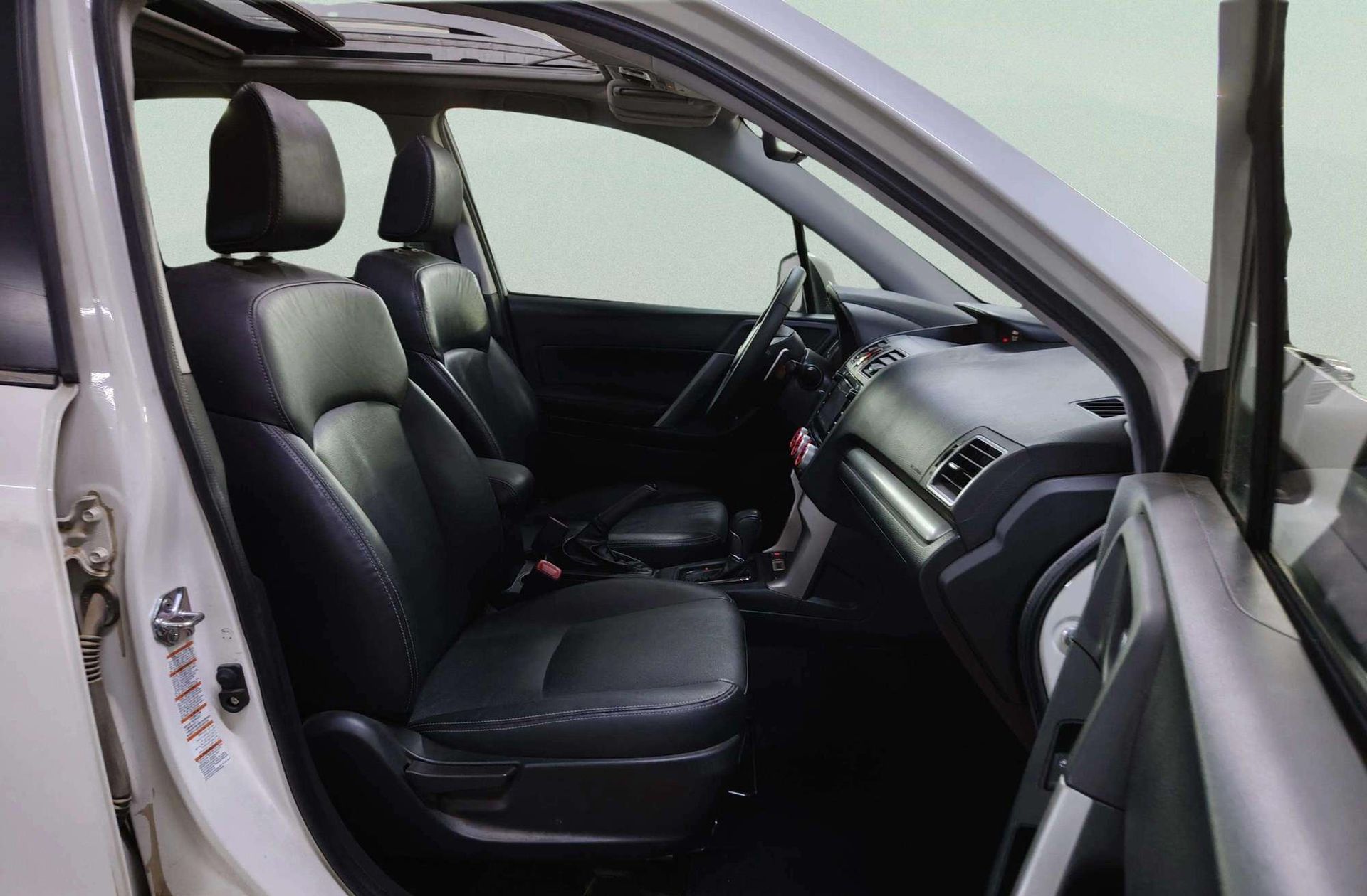 Subaru Forester 2.0 TD Executive - foto 21