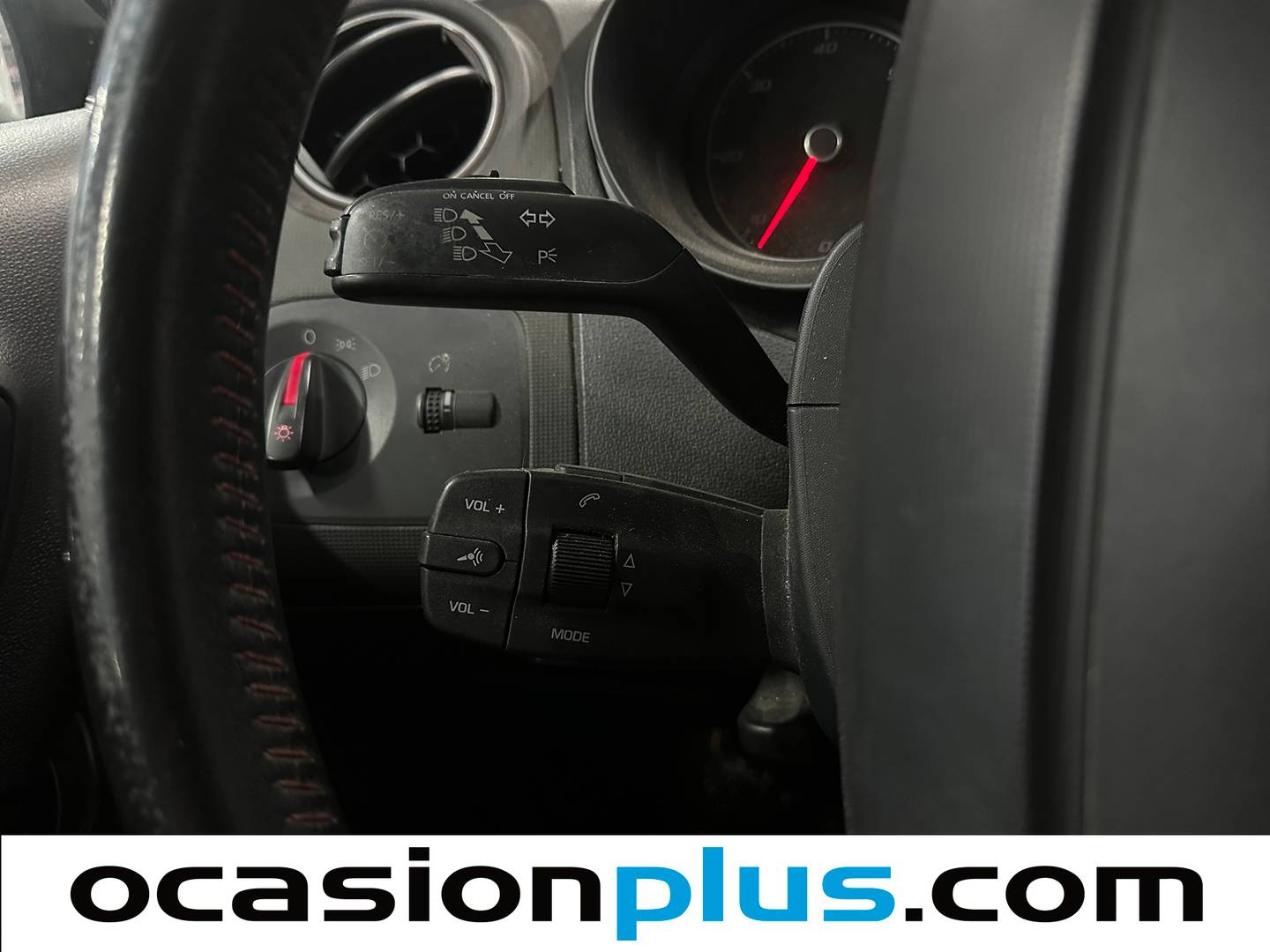 Extras y acabados del Seat Ibiza Seat Ibiza 1.6 TDI FR (105 CV)