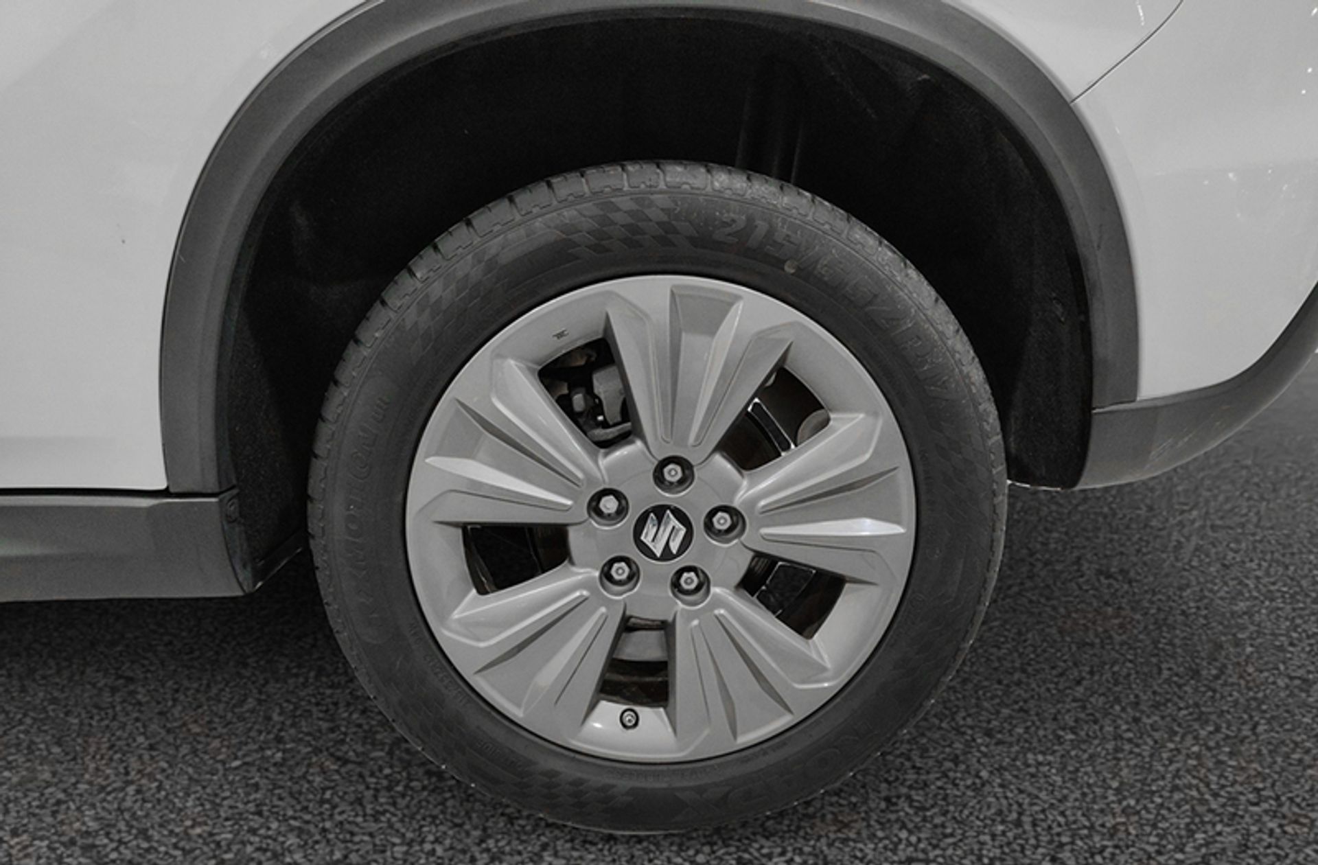 Suzuki Vitara 1.4 Turbo Mild Hybrid GLE - foto 31