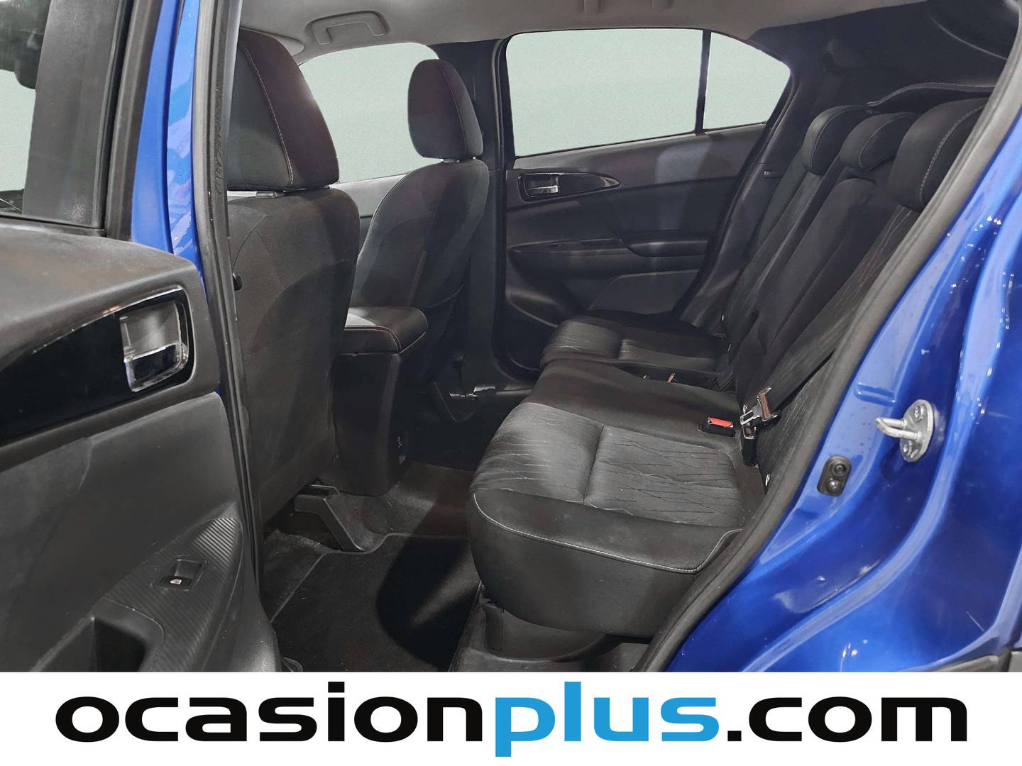 Foto asientos traseros Mitsubishi Eclipse Cross Mitsubishi Eclipse Cross 150T Motion 2WD CVT (163 CV)