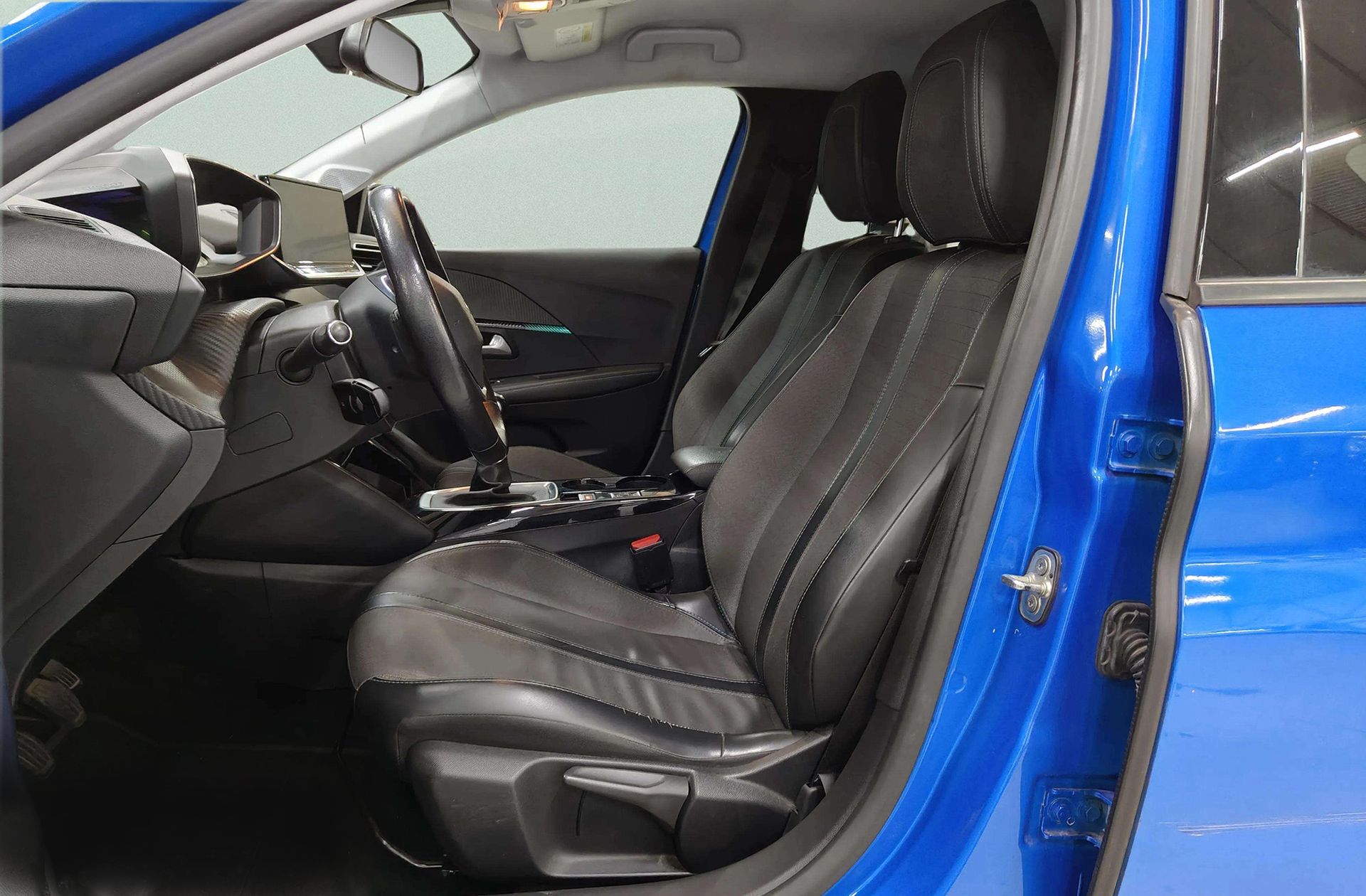Peugeot 208 PureTech 100 Allure - foto 12