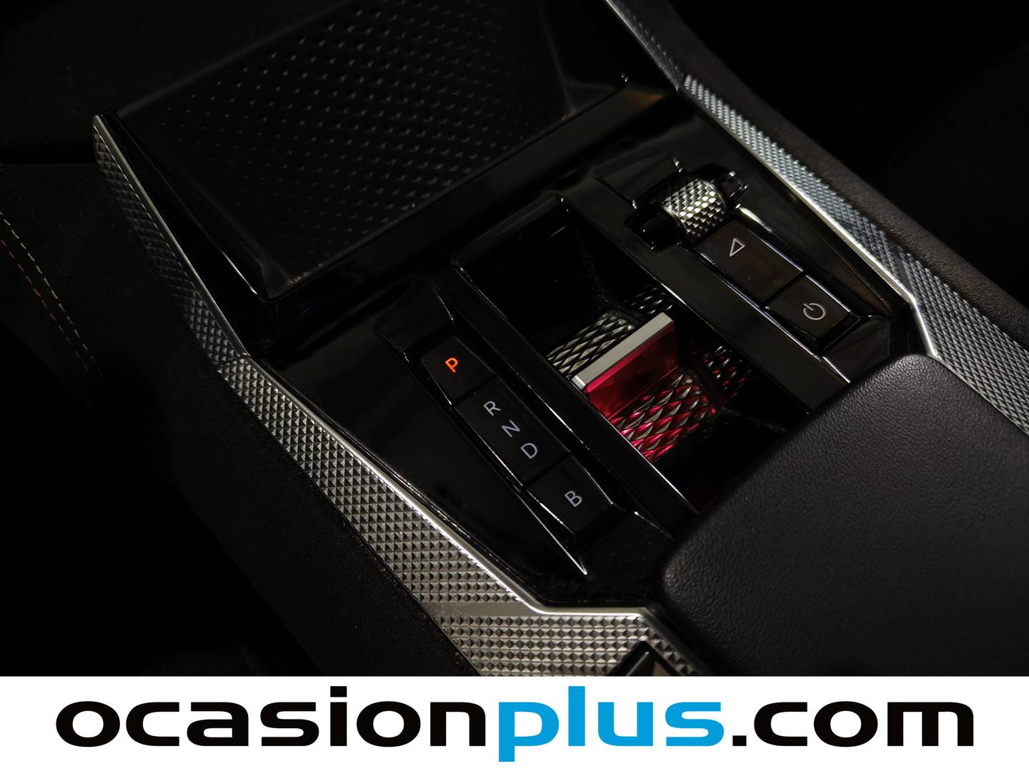 Foto DS DS 4 DS DS4 E-Tense 225 Performance Line (225 CV)