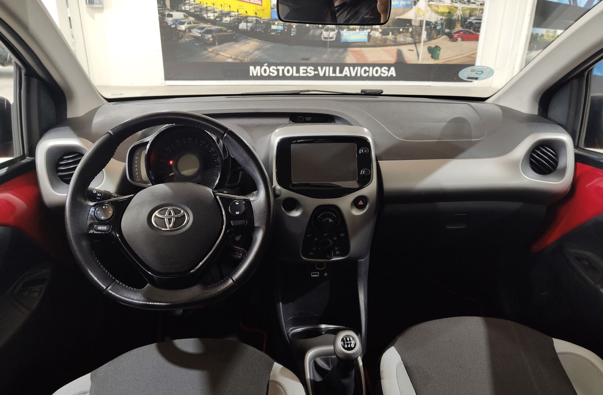 Toyota Aygo 70 x-play business - foto 6