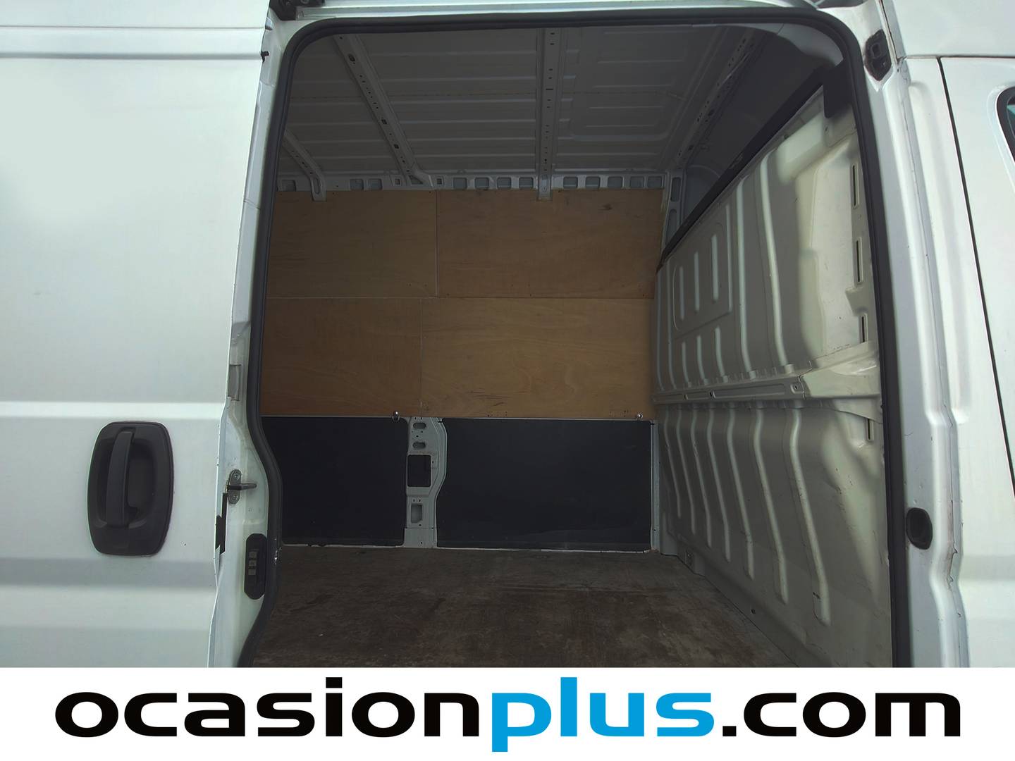 Foto Peugeot Boxer Peugeot Boxer BlueHDi 140 S&S 435 L4H3 (140 CV)