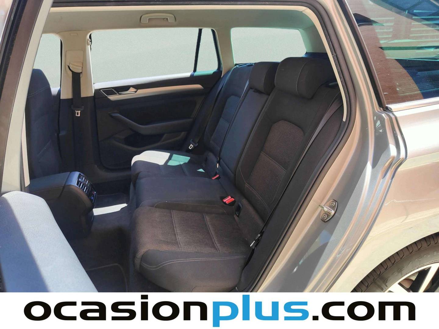 Foto asientos traseros Volkswagen Passat Volkswagen Passat Variant Advance 1.4 TSI ACT BMT (150 CV)
