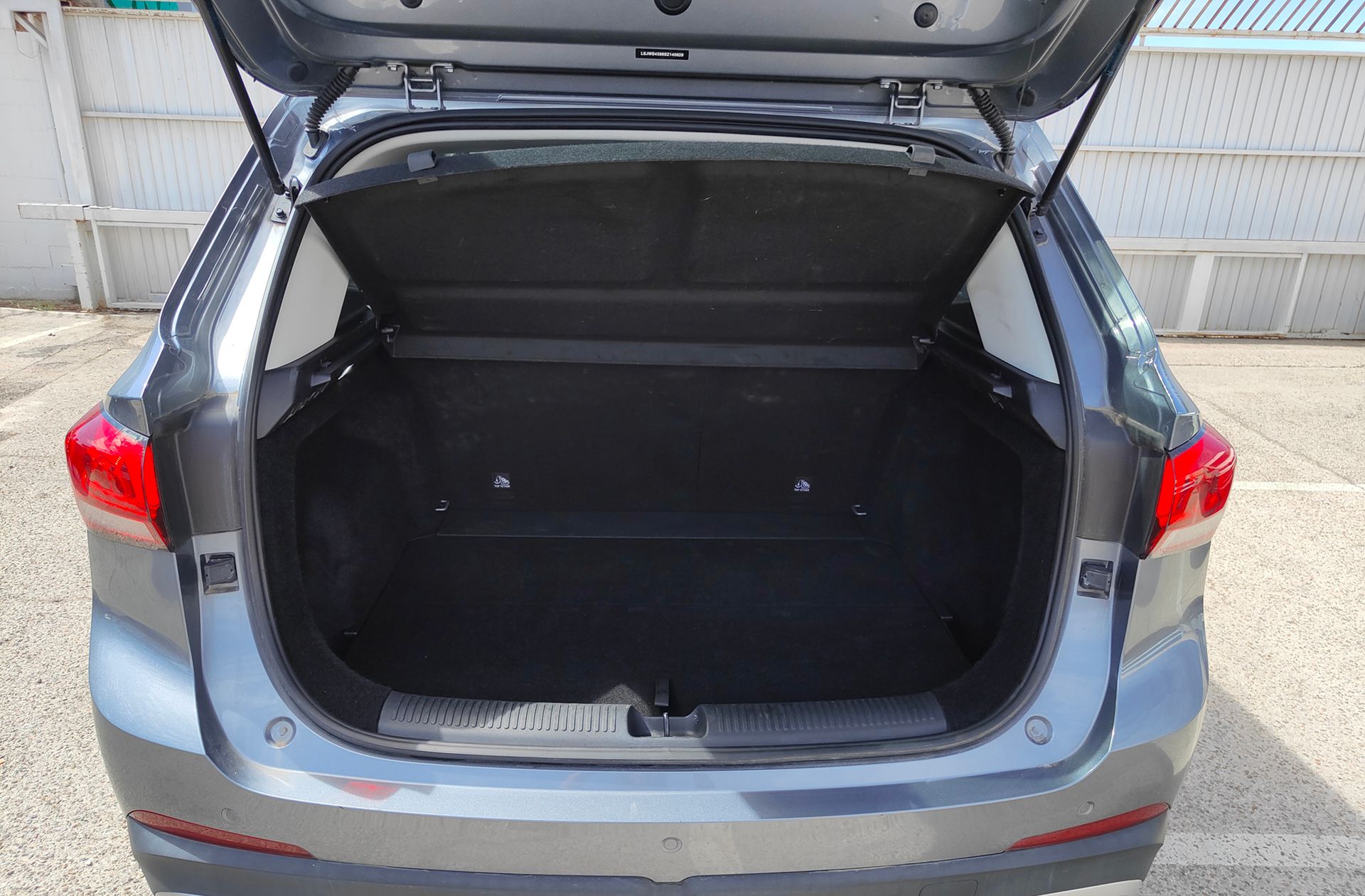 MG ZS 1.5 Hybrid+ Luxury - foto 17