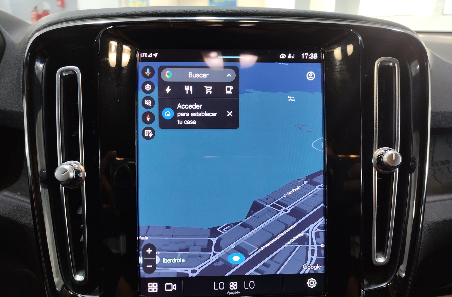 Volvo XC40 Recharge Plus - foto 7