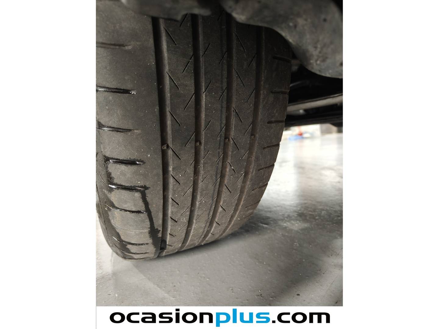 Foto Peugeot 2008 Peugeot 2008 PureTech 130 S&S Allure EAT8 (130 CV)