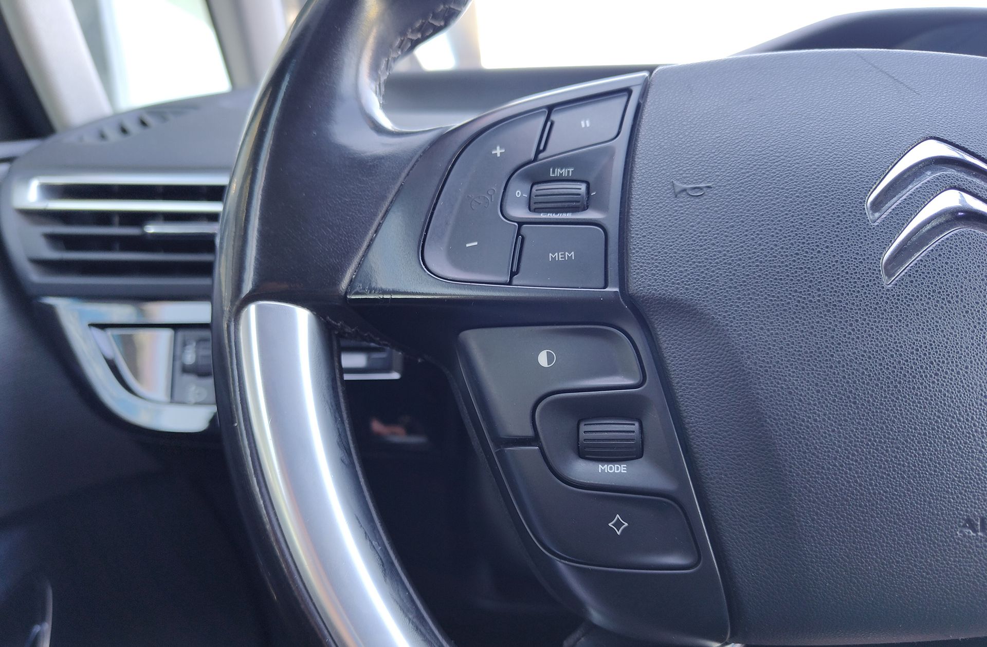 Citroën C4 Picasso 1.6 THP Intensive - foto 22