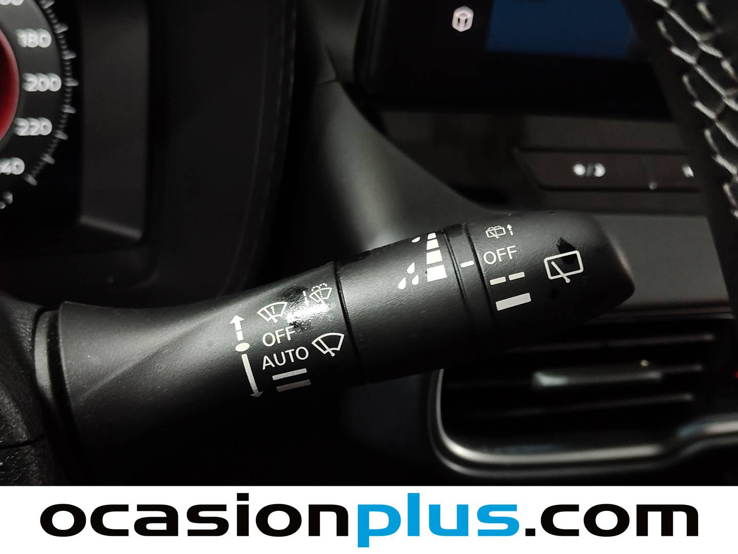 Foto Nissan JUKE Nissan Juke DIG-T N-Connecta 4x2 DCT (114 CV)