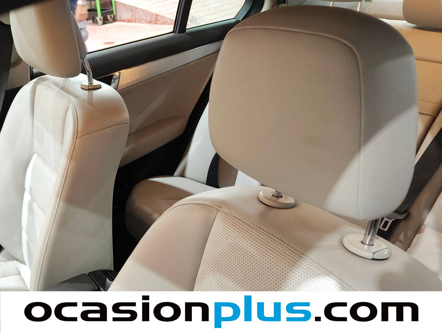 Extras y acabados del Mercedes Clase C Mercedes Clase C 200 CDI Blue Efficiency Avantgarde (136 CV)