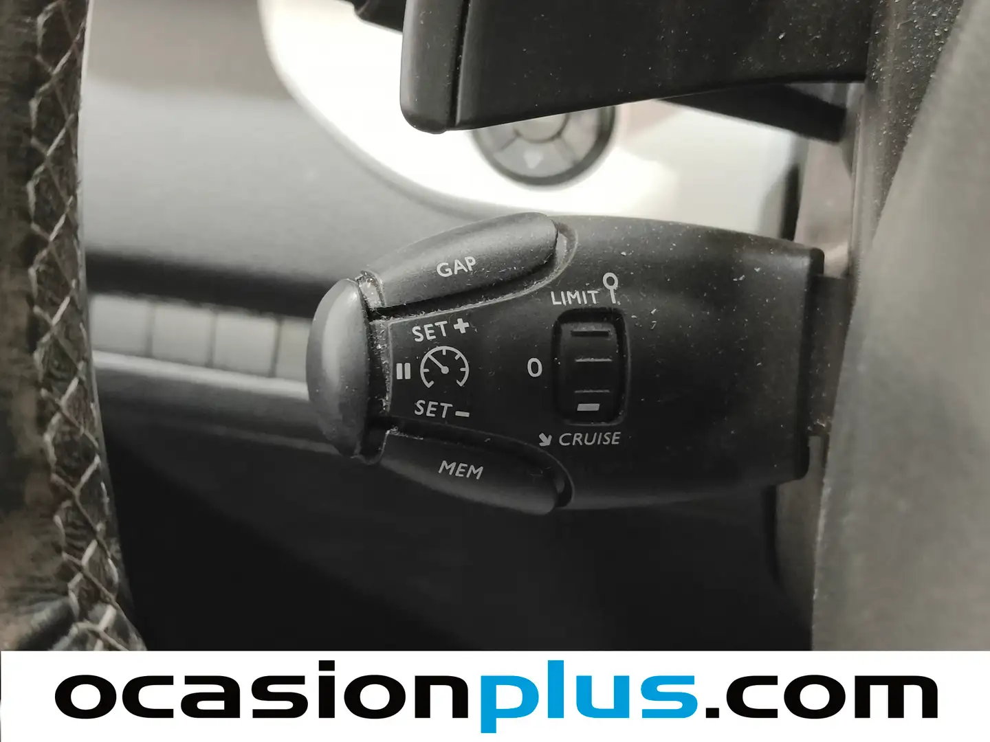 Foto Peugeot Traveller Peugeot Traveller BlueHDi 150 Allure Standard EAT6 (180 CV) 8 Plazas