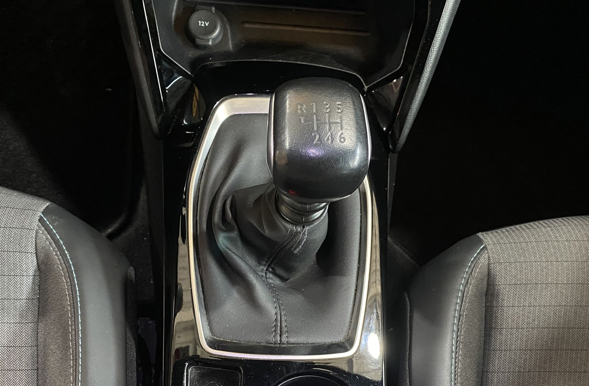 Peugeot 2008 PureTech 100 Allure Pack - foto 5