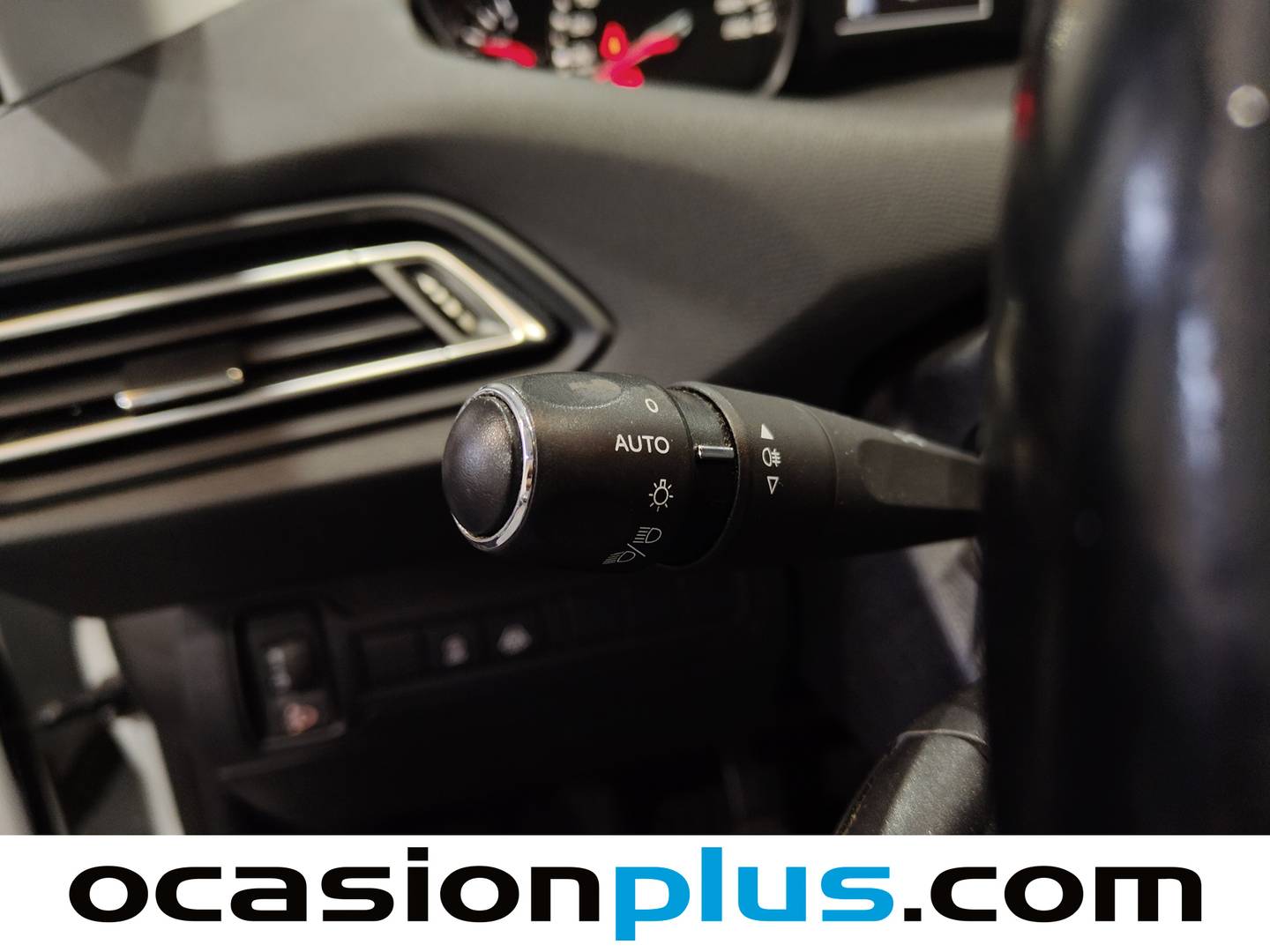 Peugeot 308 Peugeot 308 5p Active 1.2 PureTech (110CV) S&S de segunda mano