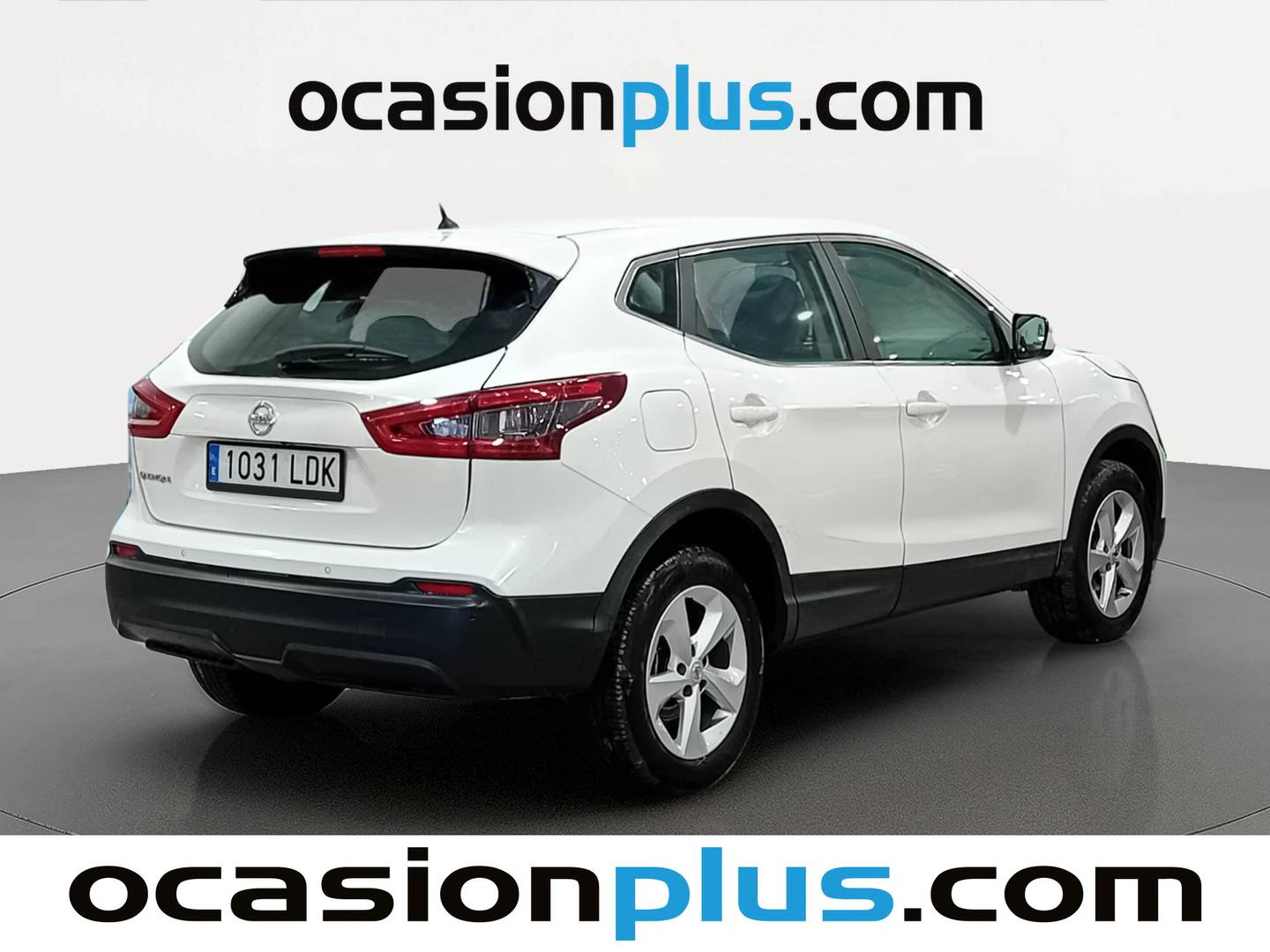 Foto trasera Nissan QASHQAI Nissan Qashqai DIG-T 140 Acenta 4x2 (140 CV) derecha