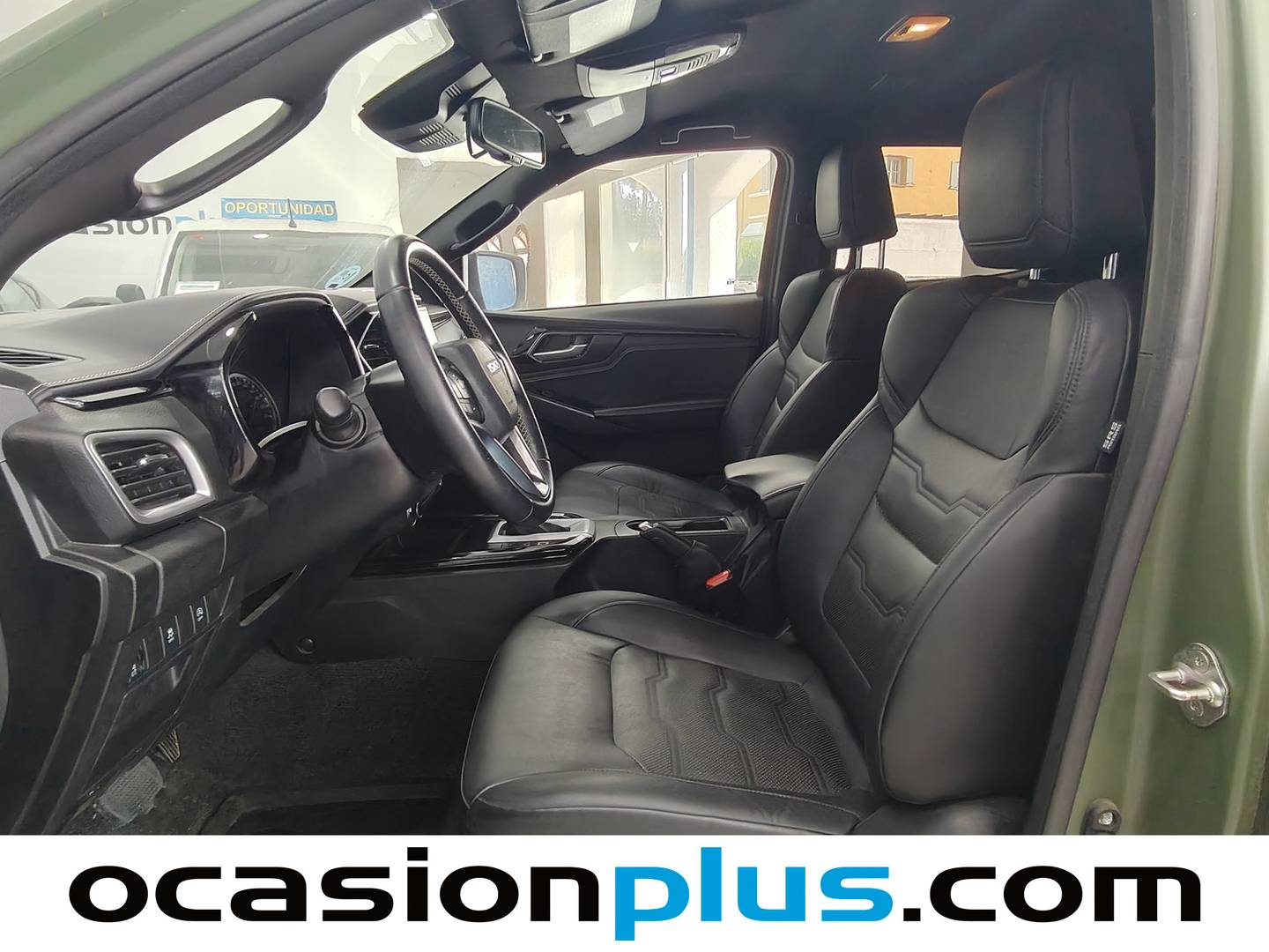 Foto asientos delanteros Isuzu D-Max Isuzu D-Max 1.9 Crew N60 BB 4X4 A/T (163 CV)