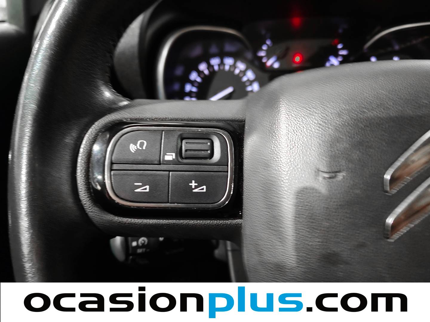 Foto Citroën C3 Aircross Citroën C3 Aircross PureTech 130 S&S Shine EAT6 96 kW (131 CV)