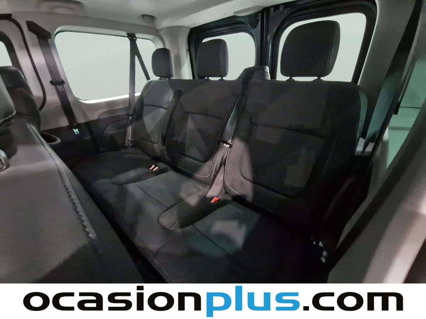 Extras y acabados del Renault Trafic Renault Trafic Passenger Combi dCi 150 Energy Blue (150 CV) 8 Plazas