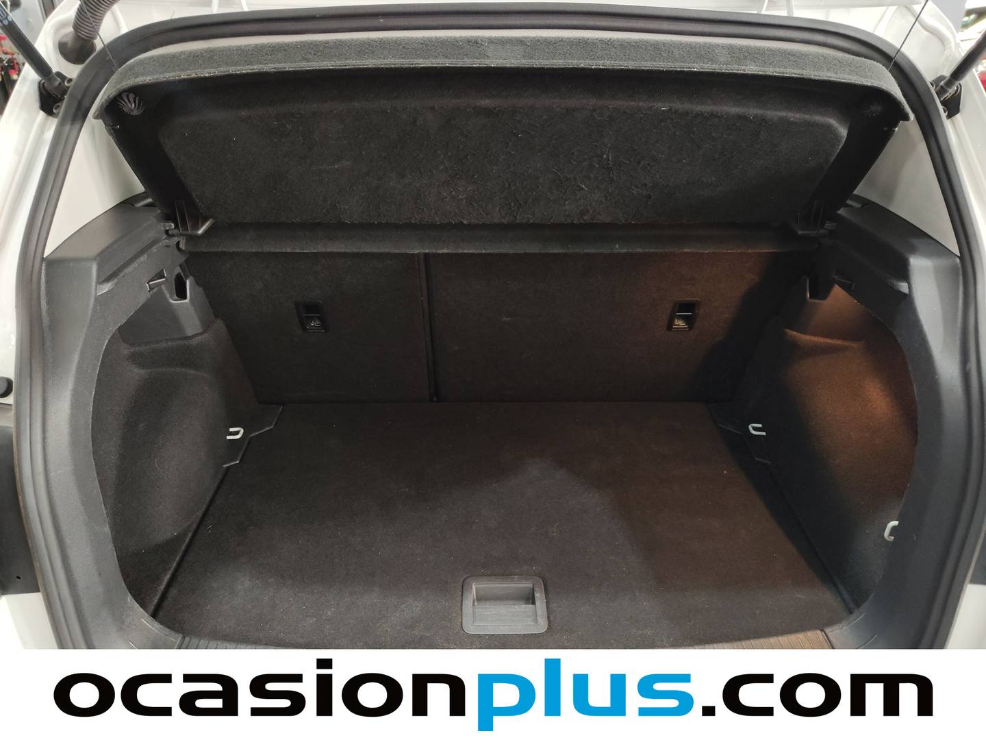 Fotos maletero Volkswagen T-Cross Volkswagen T-Cross Advance 1.0 TSI (95 CV)
