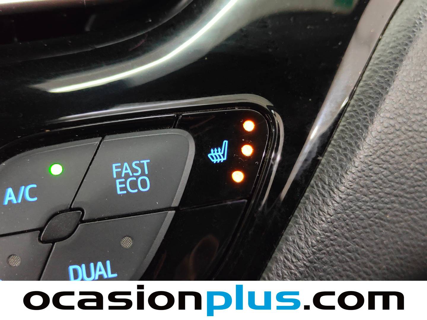 Equipamiento del Toyota C-HR Toyota C-HR 1.8 125H Dynamic Plus (122 CV)
