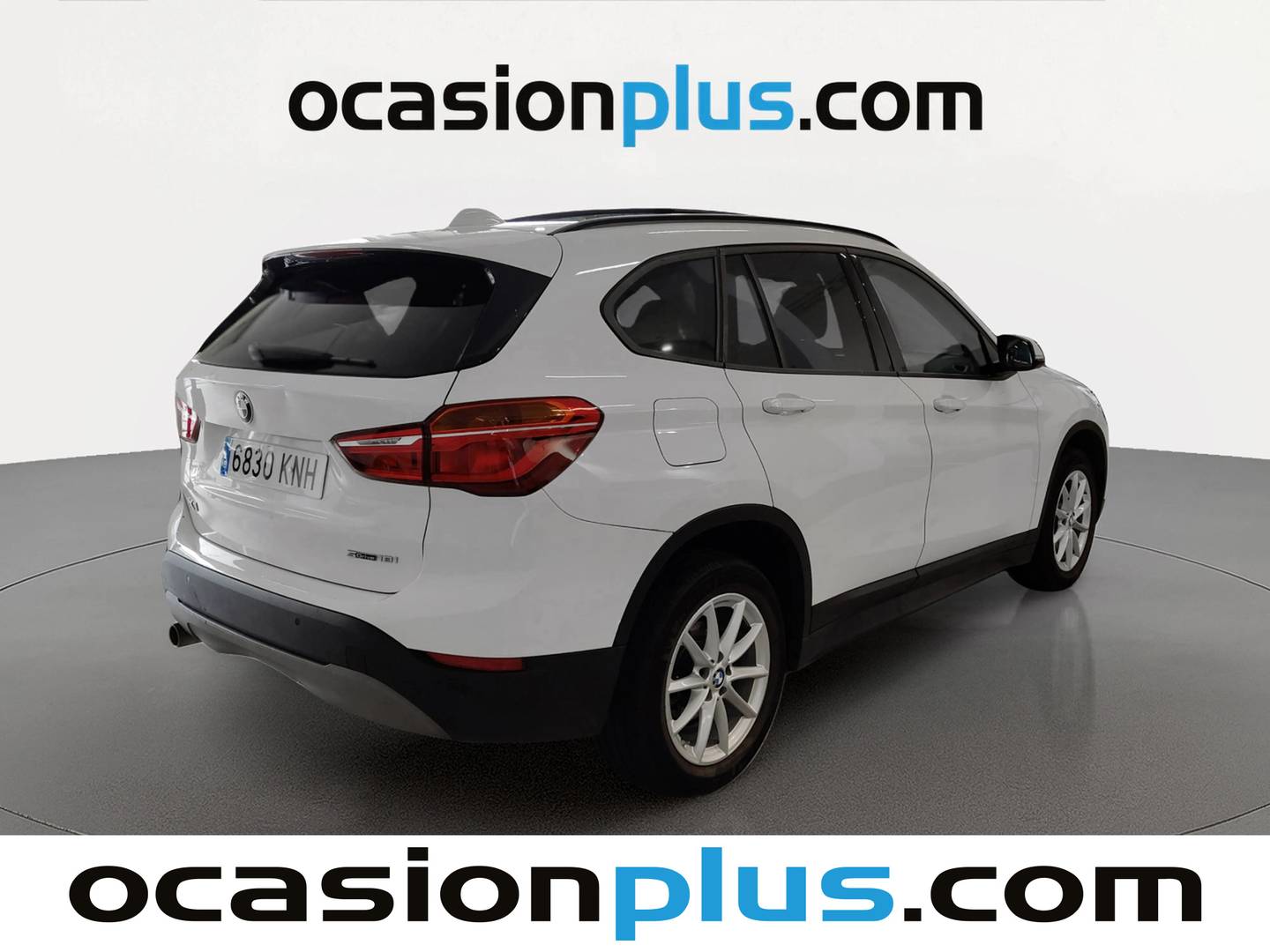 Foto trasera BMW X1 BMW X1 sDrive18i (140 CV) derecha