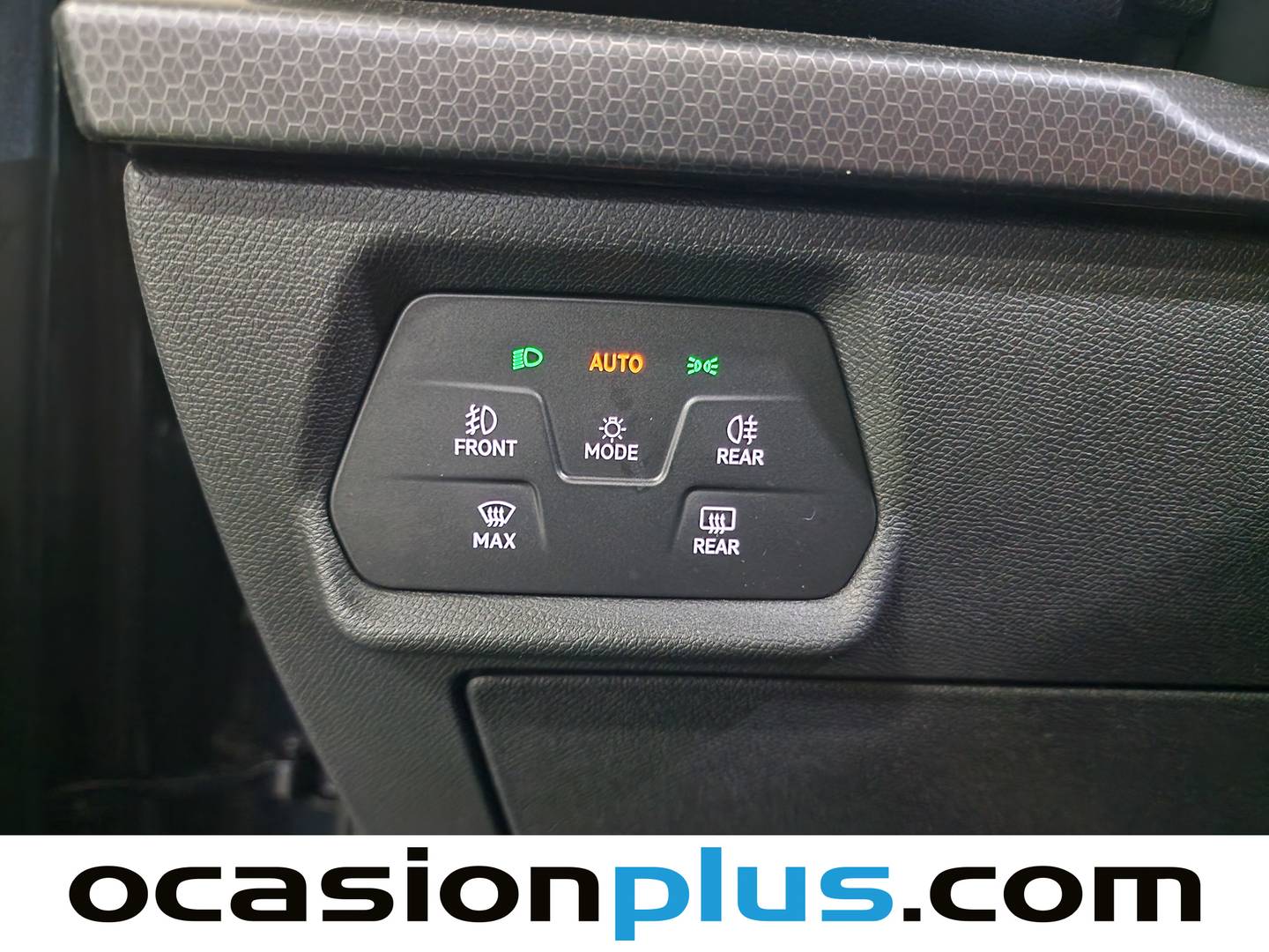 Foto Seat León SEAT León ST 1.5 eTSI Style 25 Aniversario (116 CV)