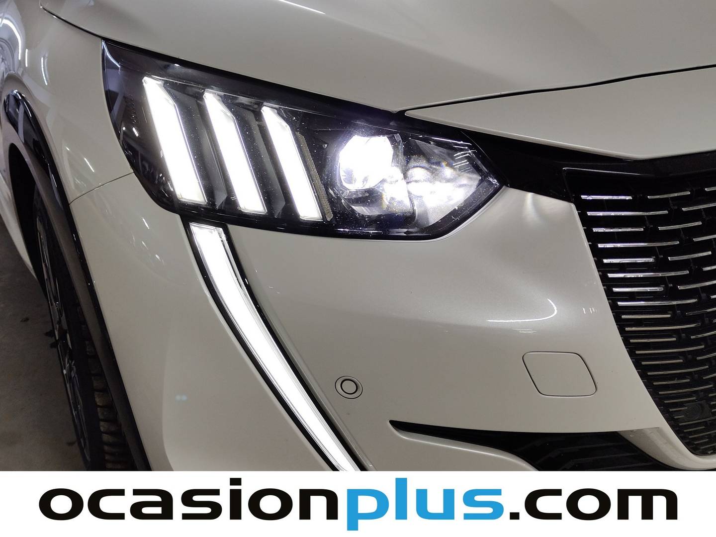 Foto Peugeot 208 Peugeot 208 BlueHDi 100 GT Line (100 CV)