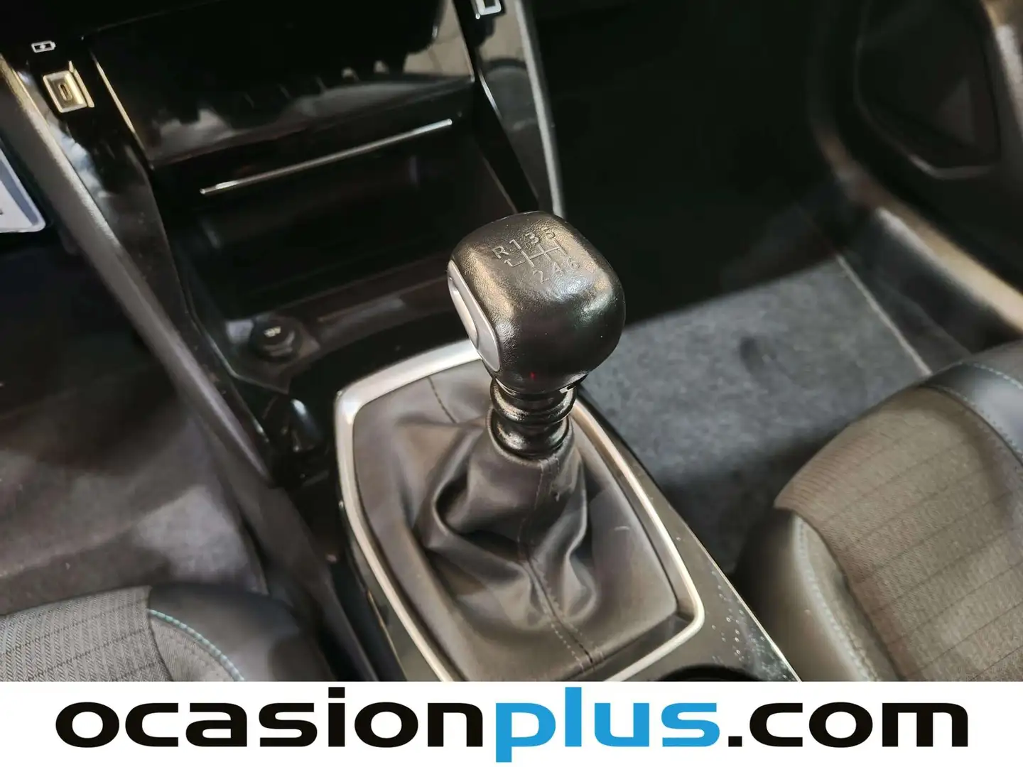 Foto Peugeot 208 Peugeot 208 PureTech 100 Allure (100 CV)