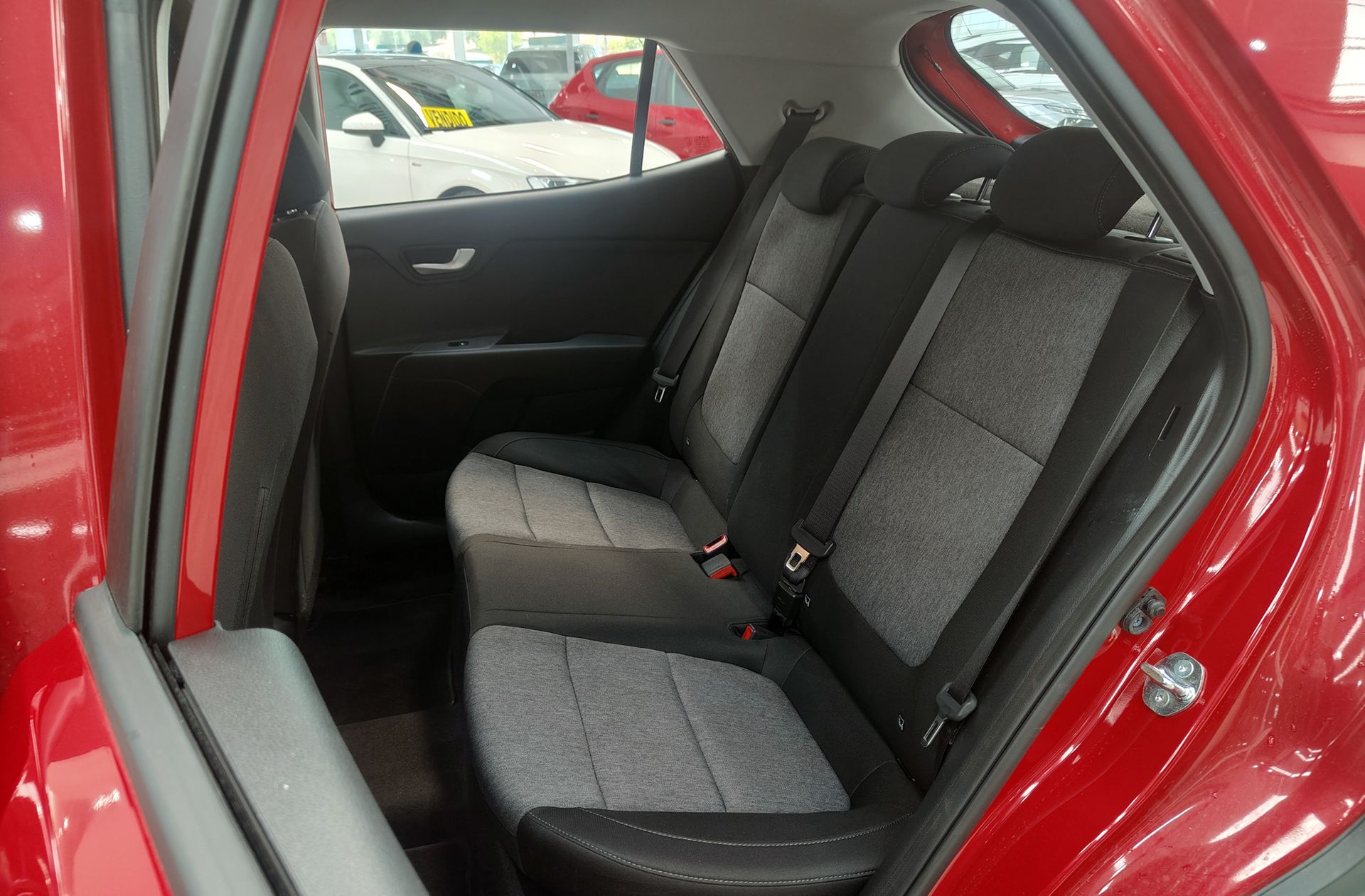 Kia Stonic 1.2 DPi Concept - foto 12