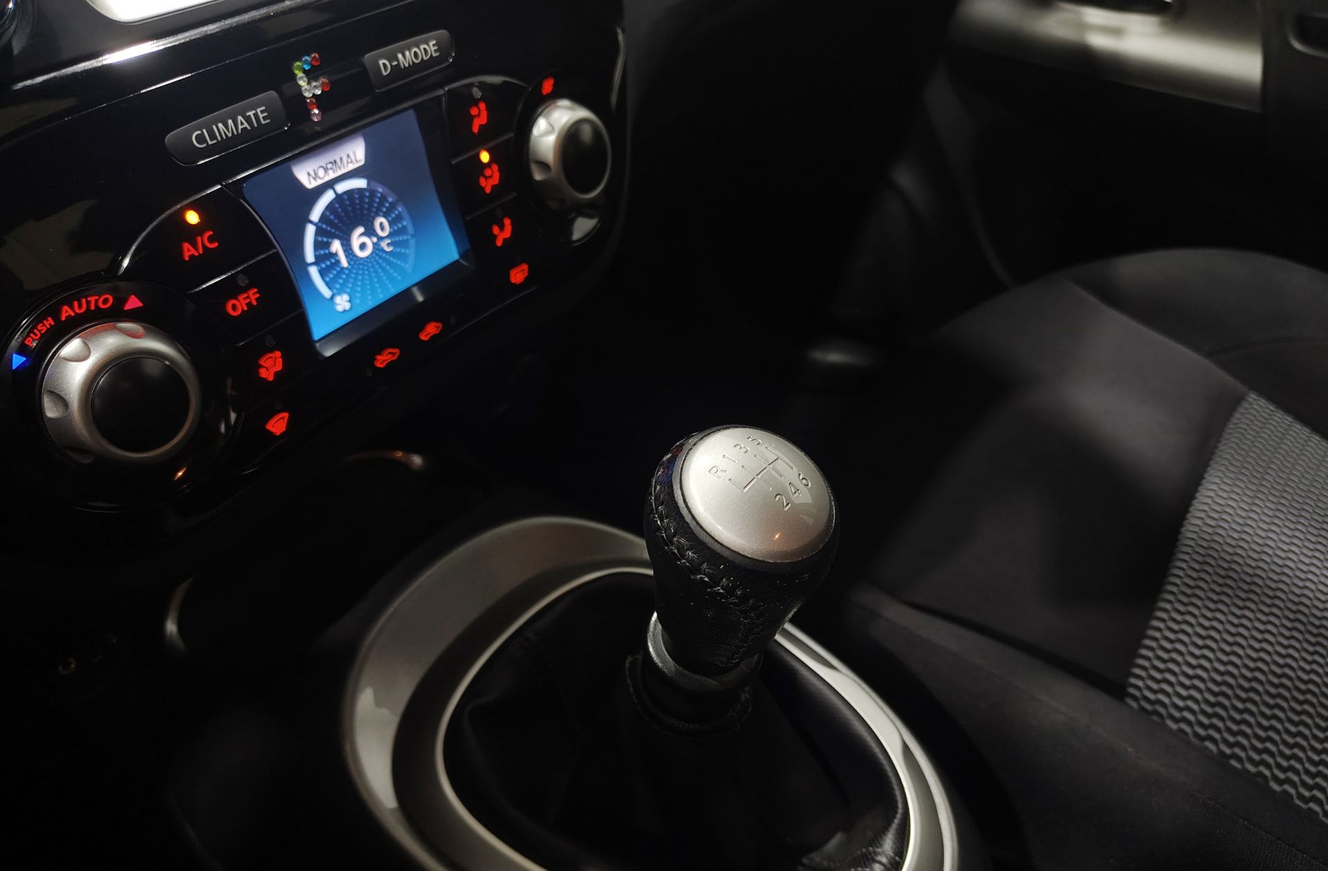 Nissan Juke DIG-T Acenta - foto 5