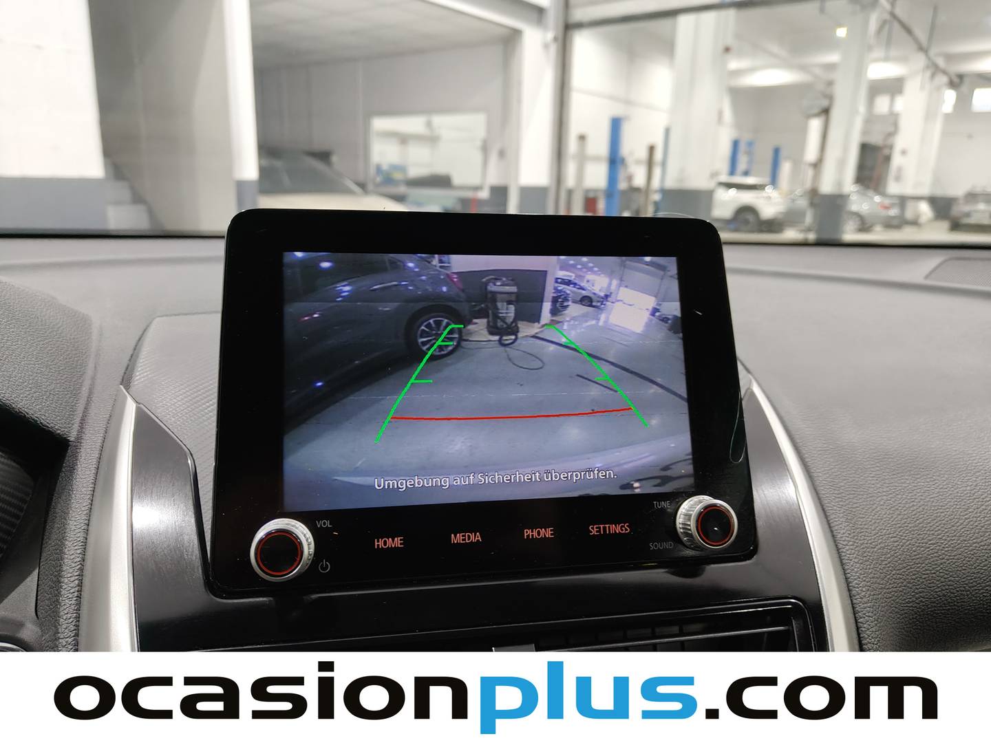 Equipamiento del Mitsubishi Eclipse Cross Mitsubishi Eclipse Cross 2.4 PHEV Kaiteki 4WD Auto (188 CV)