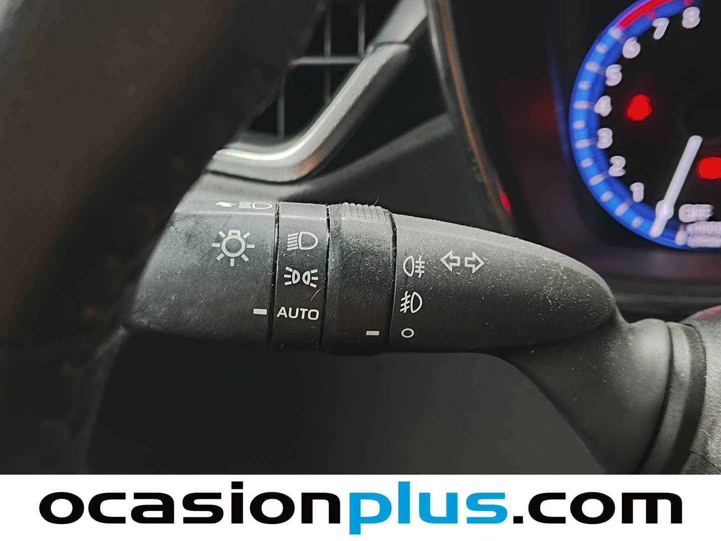 Foto Toyota Corolla Toyota Corolla 2.0 180H Style E-CVT (180 CV)