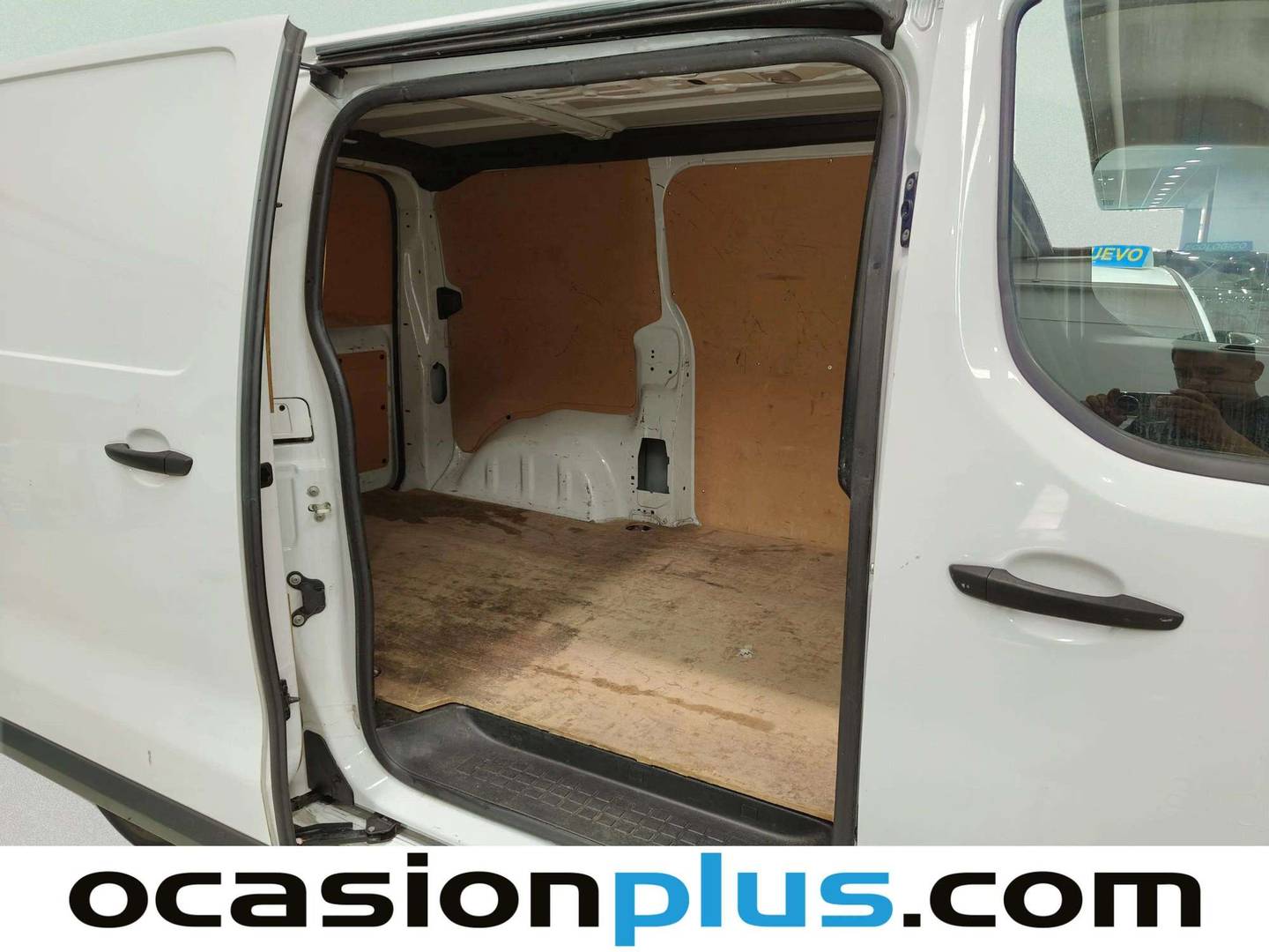 Foto asientos traseros Citroën Jumpy Citroën Jumpy BlueHDi 100 Talla M (102 CV)