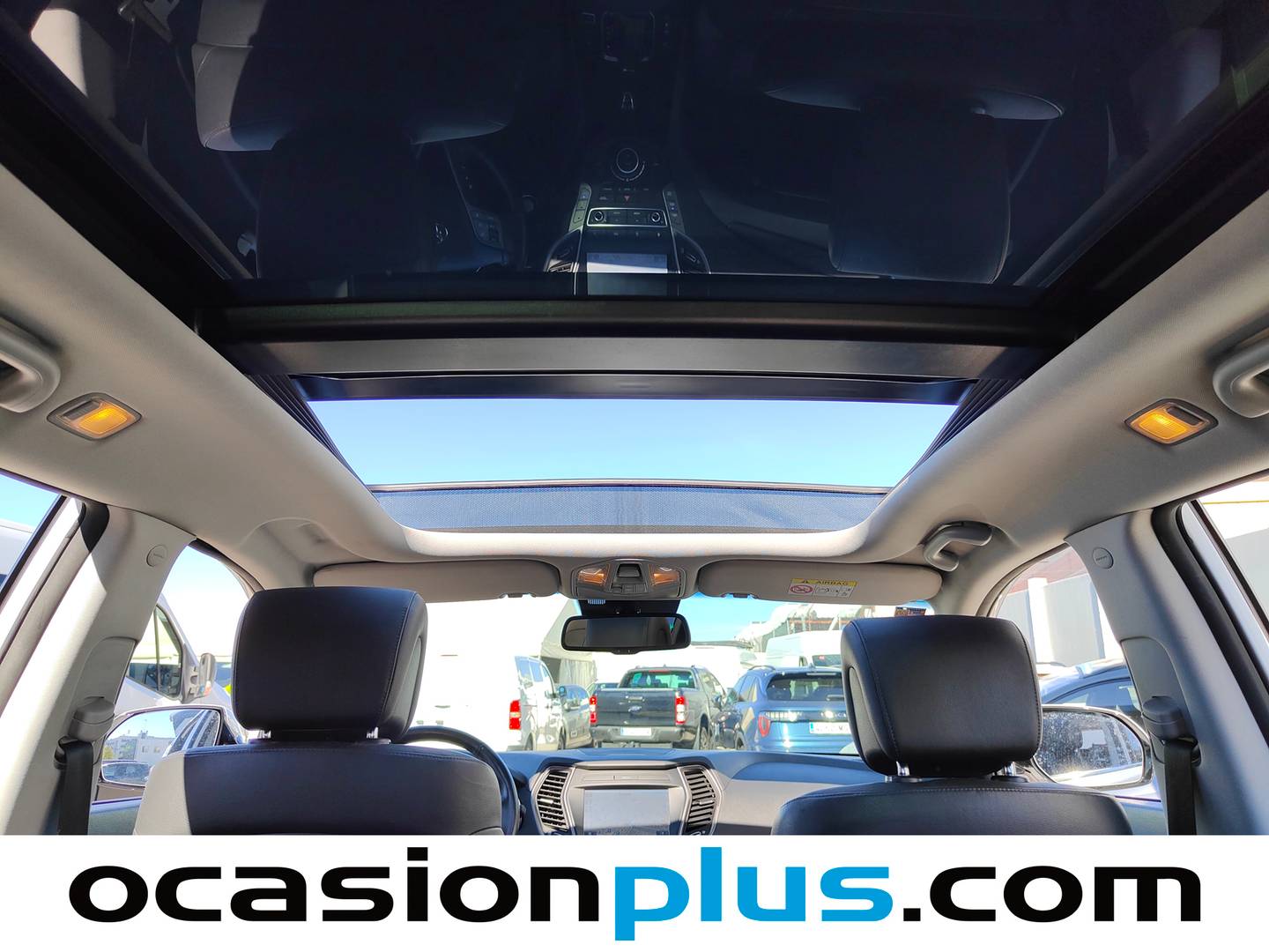 Extras y acabados del Hyundai Santa Fe Hyundai Grand Santa Fe 2.2 CRDI Style Safe Auto 4x4 7 Plazas (200 CV)