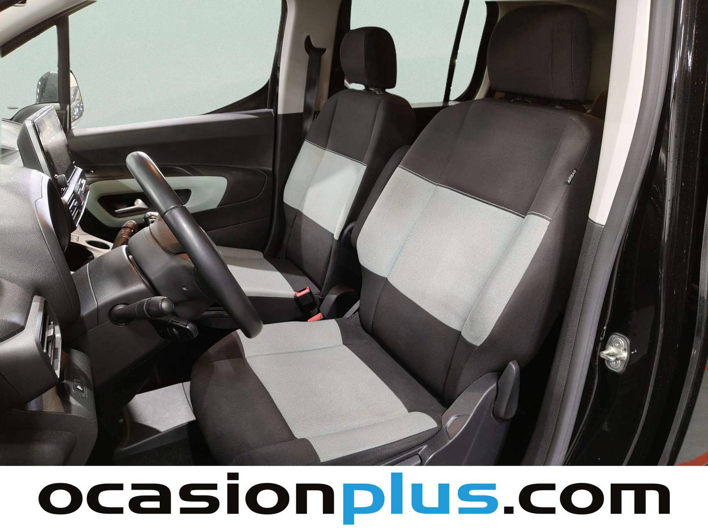 Foto asientos delanteros Citroën Berlingo Citroën Berlingo Combi BlueHDi 100 S&S Talla M Feel Pack (102 CV)