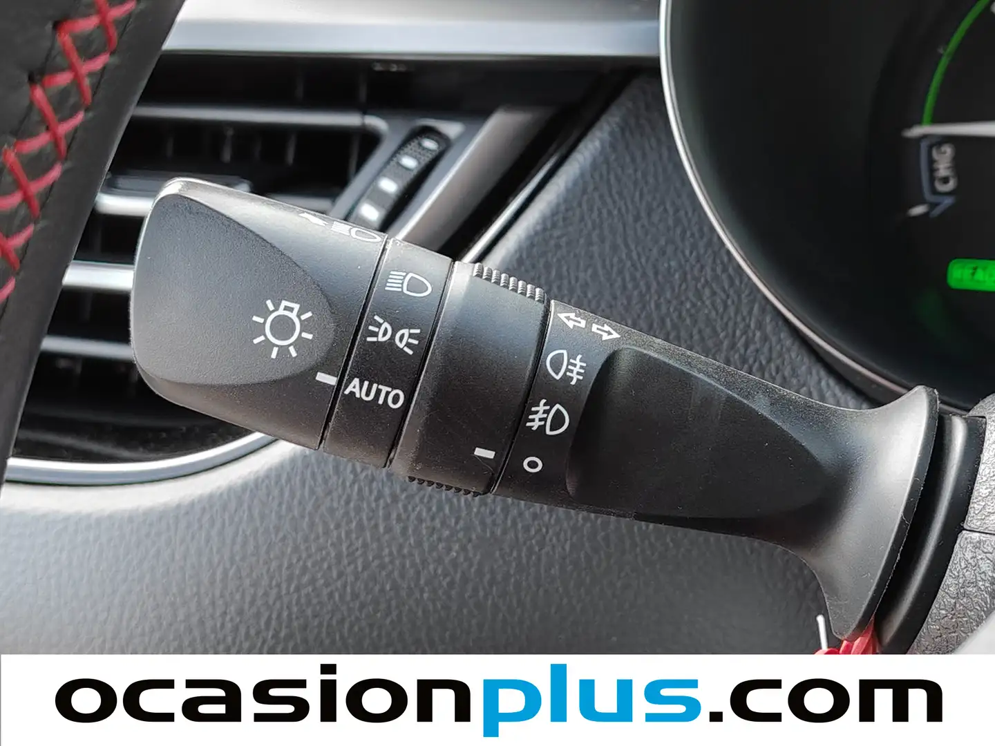 Foto Toyota C-HR Toyota C-HR 180H GR Sport Black Edition Auto (184 CV)