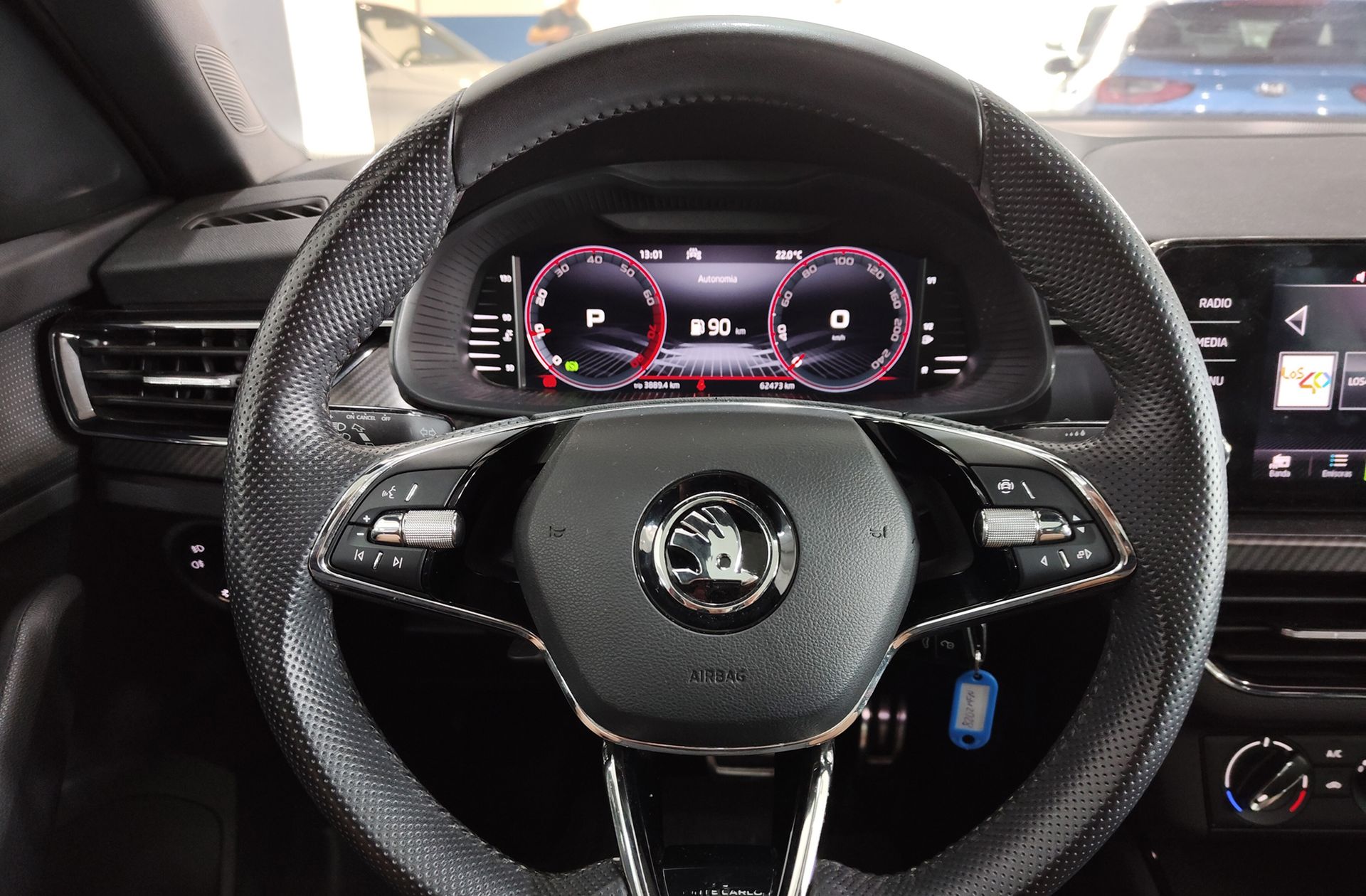 Škoda Kamiq 1.0 TSI Montecarlo DSG - foto 24