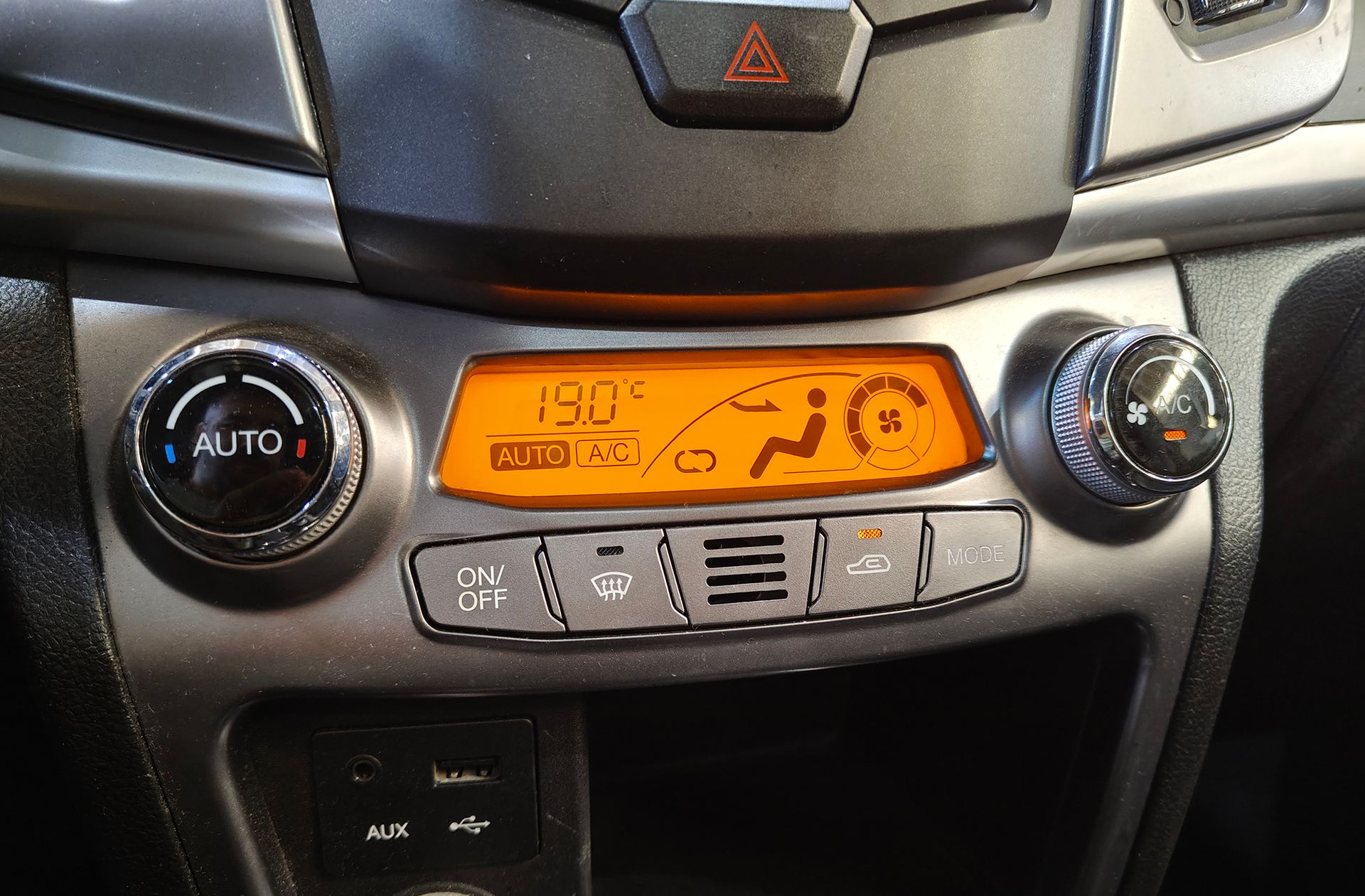 SsangYong Korando D20T Limited 4x2 - foto 36