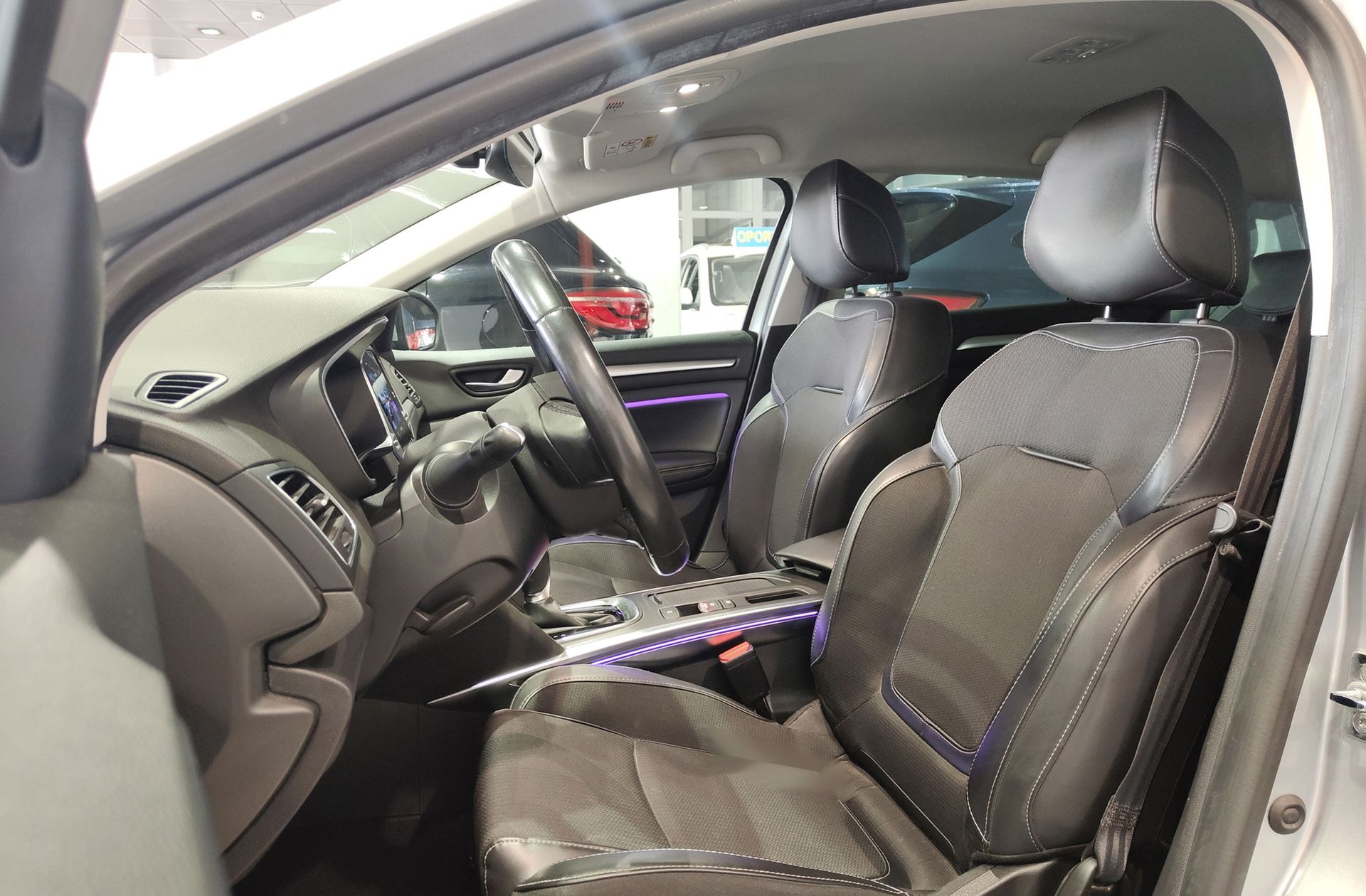 Renault Mégane Sport Tourer Zen E-Tech - foto 10