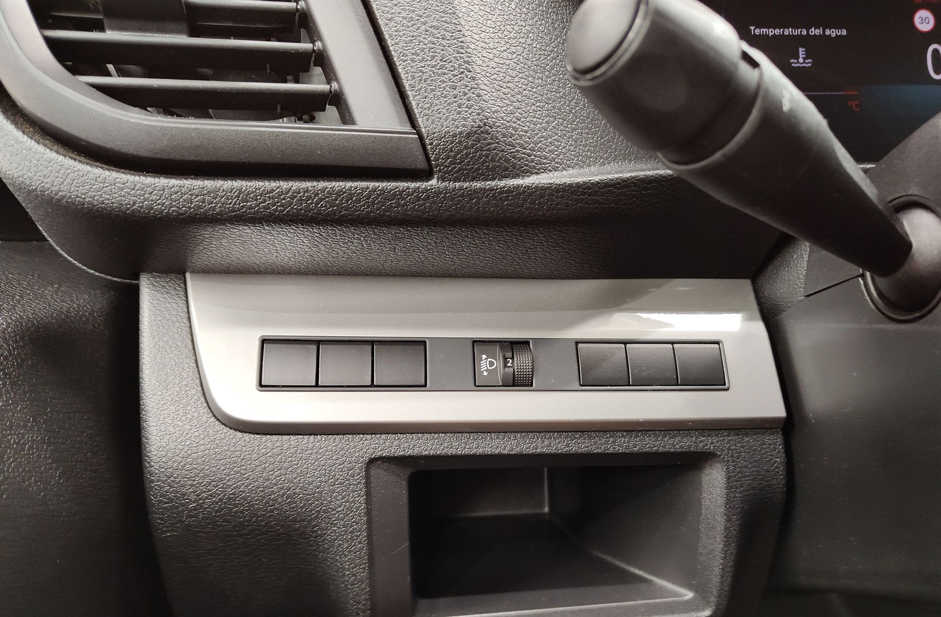 Opel Vivaro Furgon BlueHDi 120 - foto 25