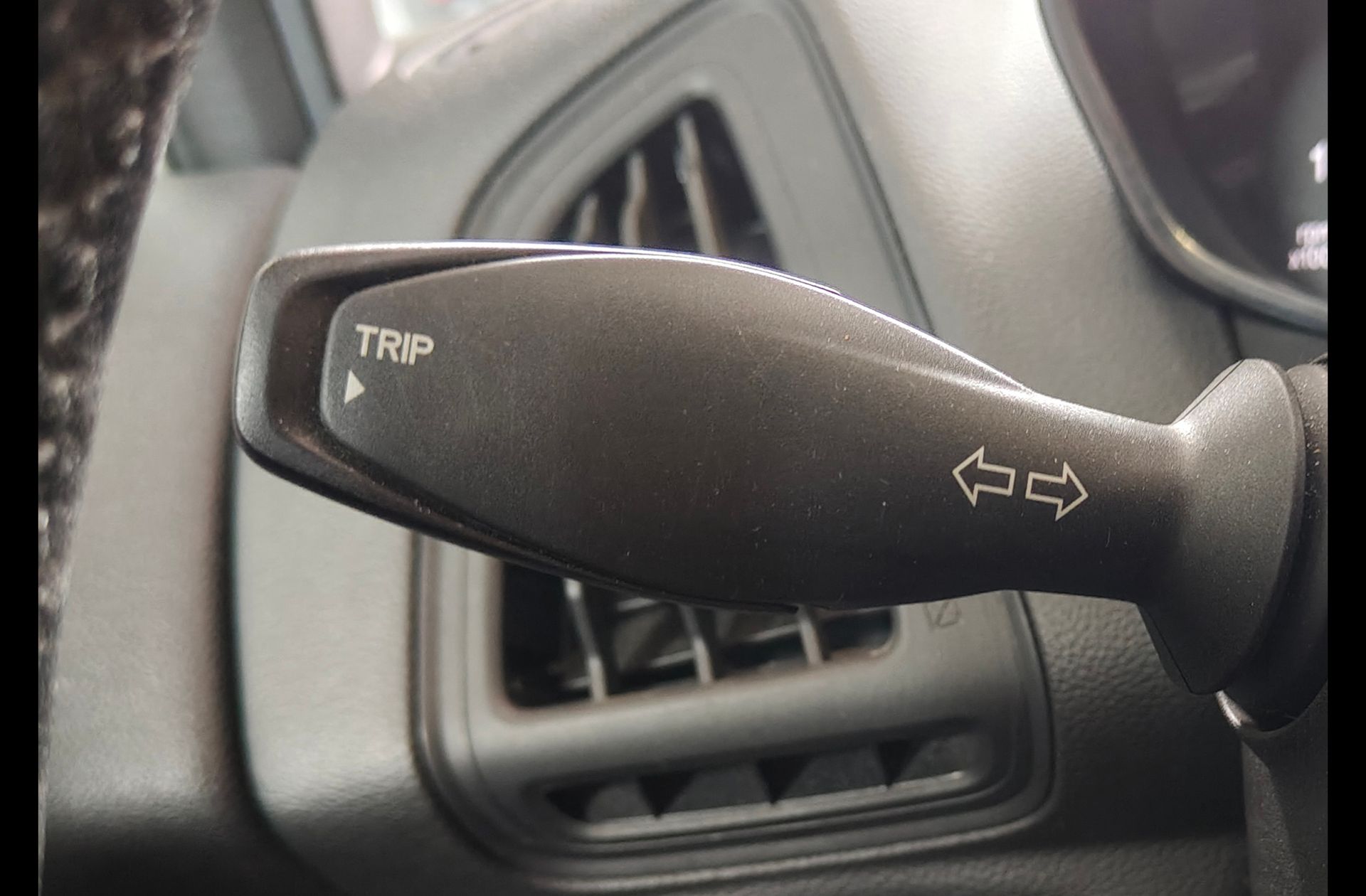 Ford B-Max 1.0 EcoBoost Trend - foto 18