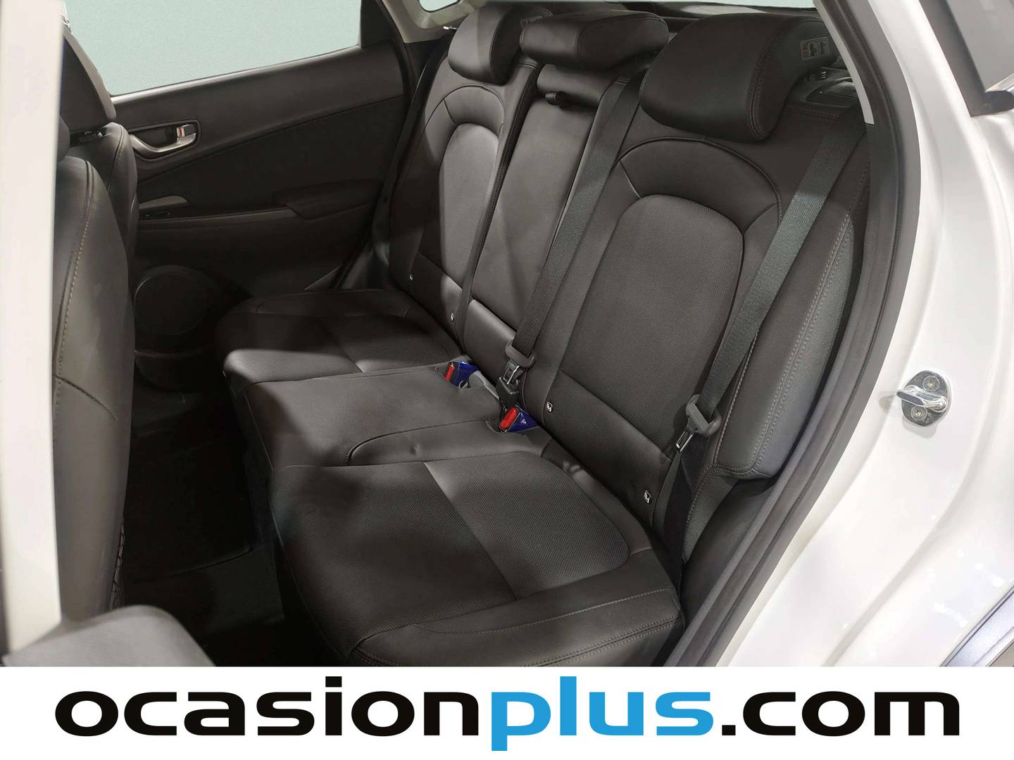 Foto asientos traseros Hyundai Kona Hyundai Kona 1.6 GDI HEV Style Sky DCT (141 CV)