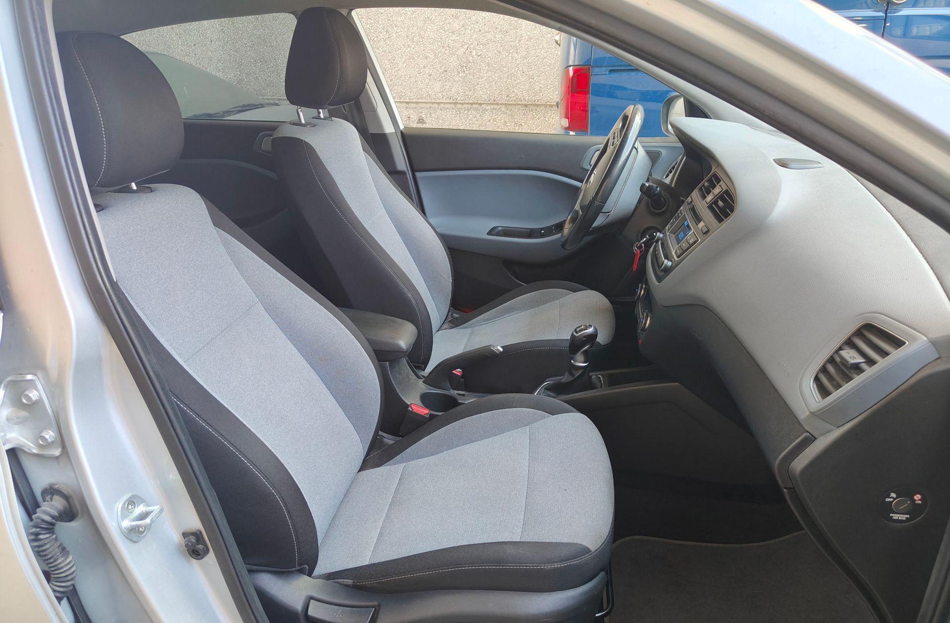 Hyundai i20 1.4 MPI Tecno - foto 14