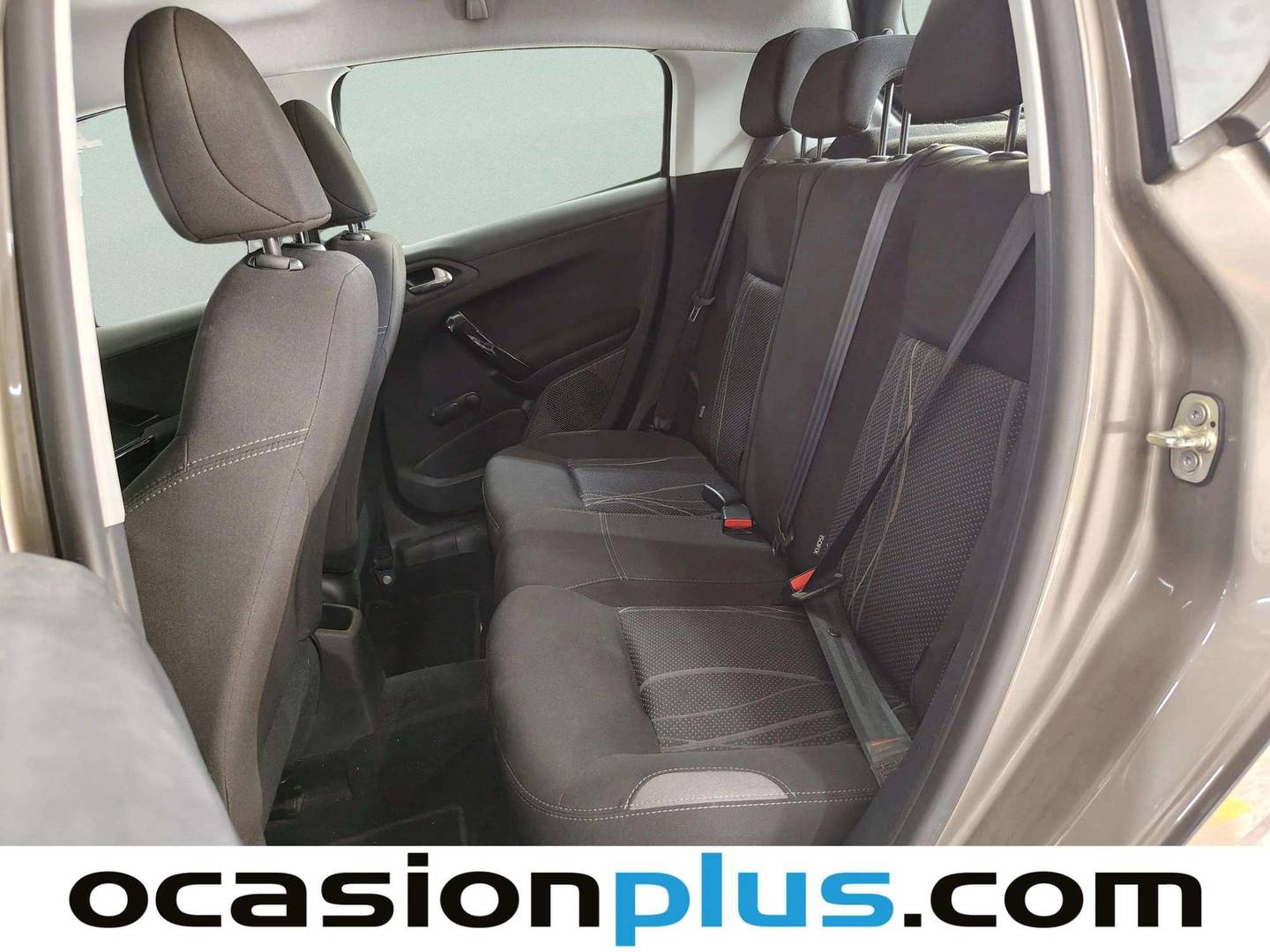 Foto asientos traseros Peugeot 208 Peugeot 208 1.6 e-HDI Active (92 CV)