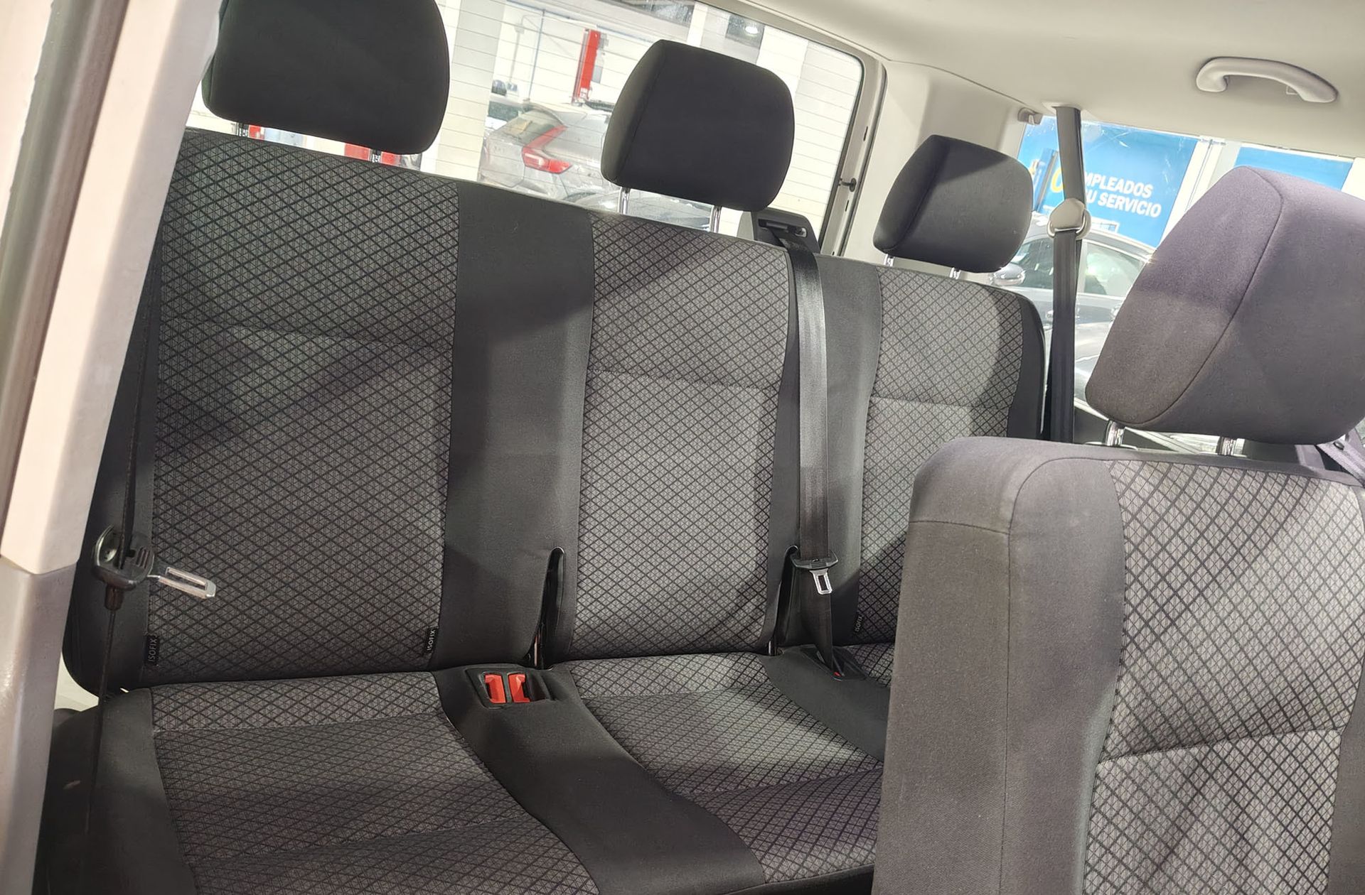 Volkswagen Caravelle Origin Batalla Corta 2.0 TDI BMT 4Motion DSG 9 plazas - foto 6