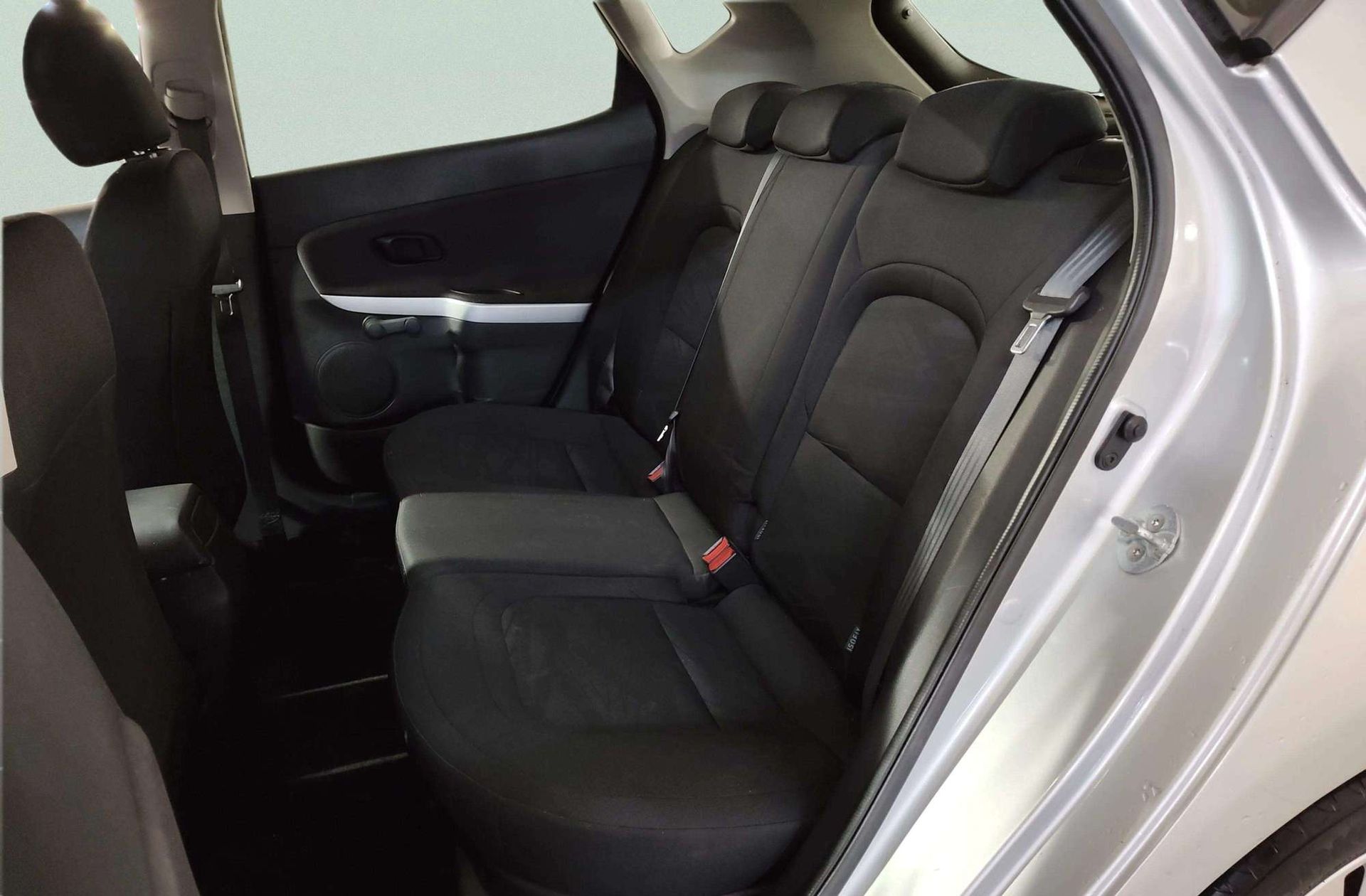 Kia Ceed 1.4 CRDi WGT Business - foto 9