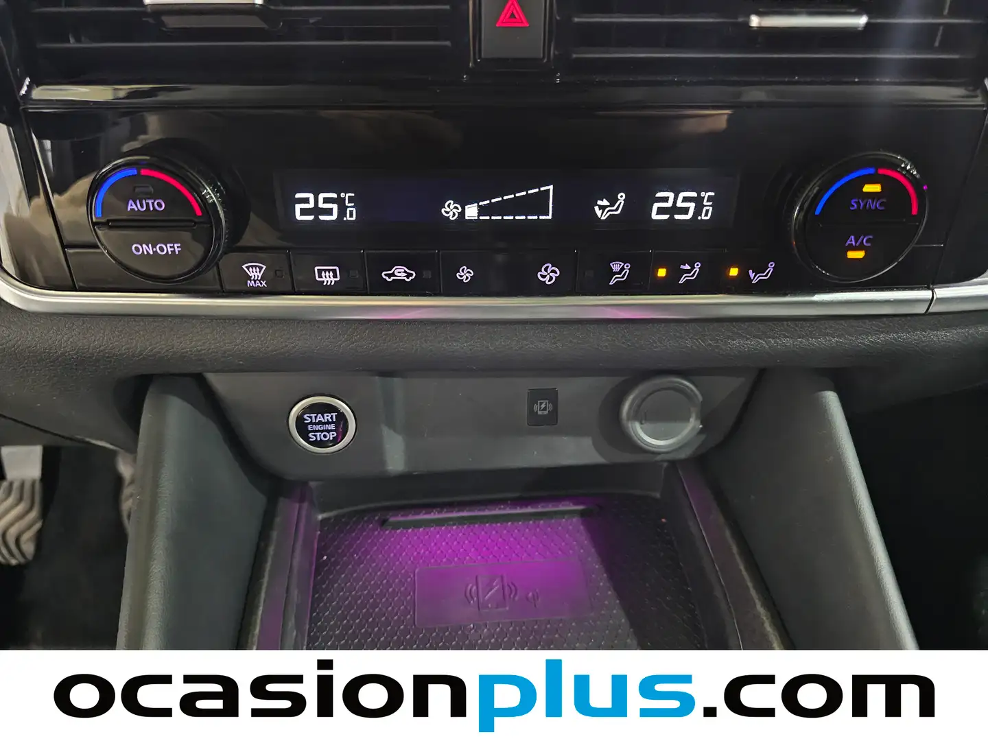 Foto Nissan QASHQAI Nissan Qashqai DIG-T 140 N-Connecta (140 CV)