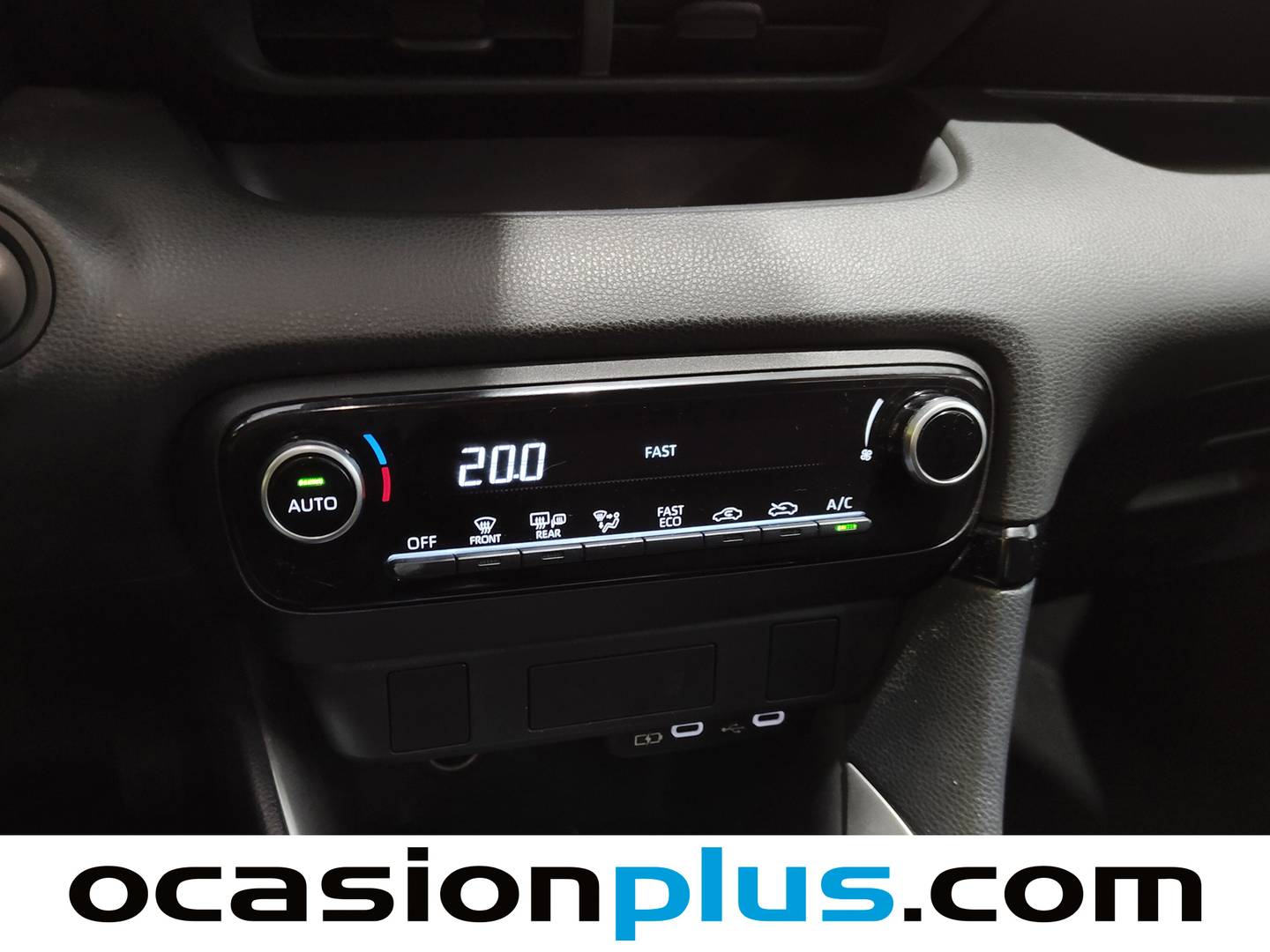 Acabados Toyota Yaris Toyota Yaris 120H Active Plus (116 CV)