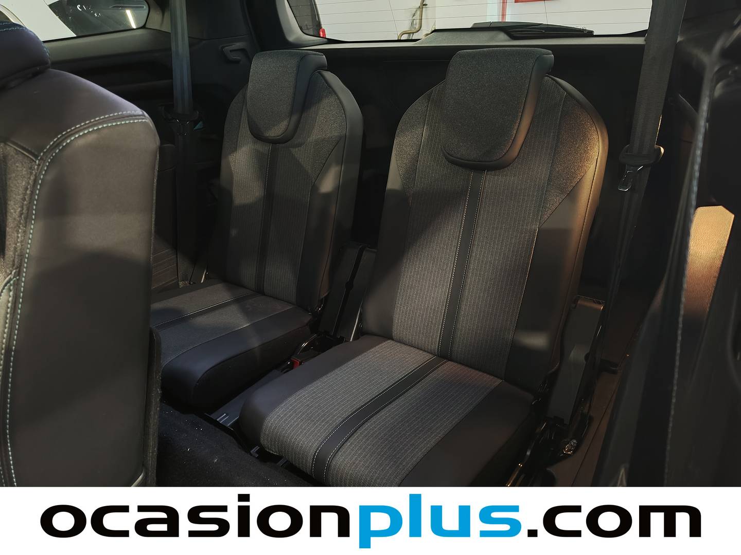 Foto asientos delanteros Peugeot 5008 Peugeot 5008 BlueHDI 130 S&S Allure Pack EAT8  (130 CV)