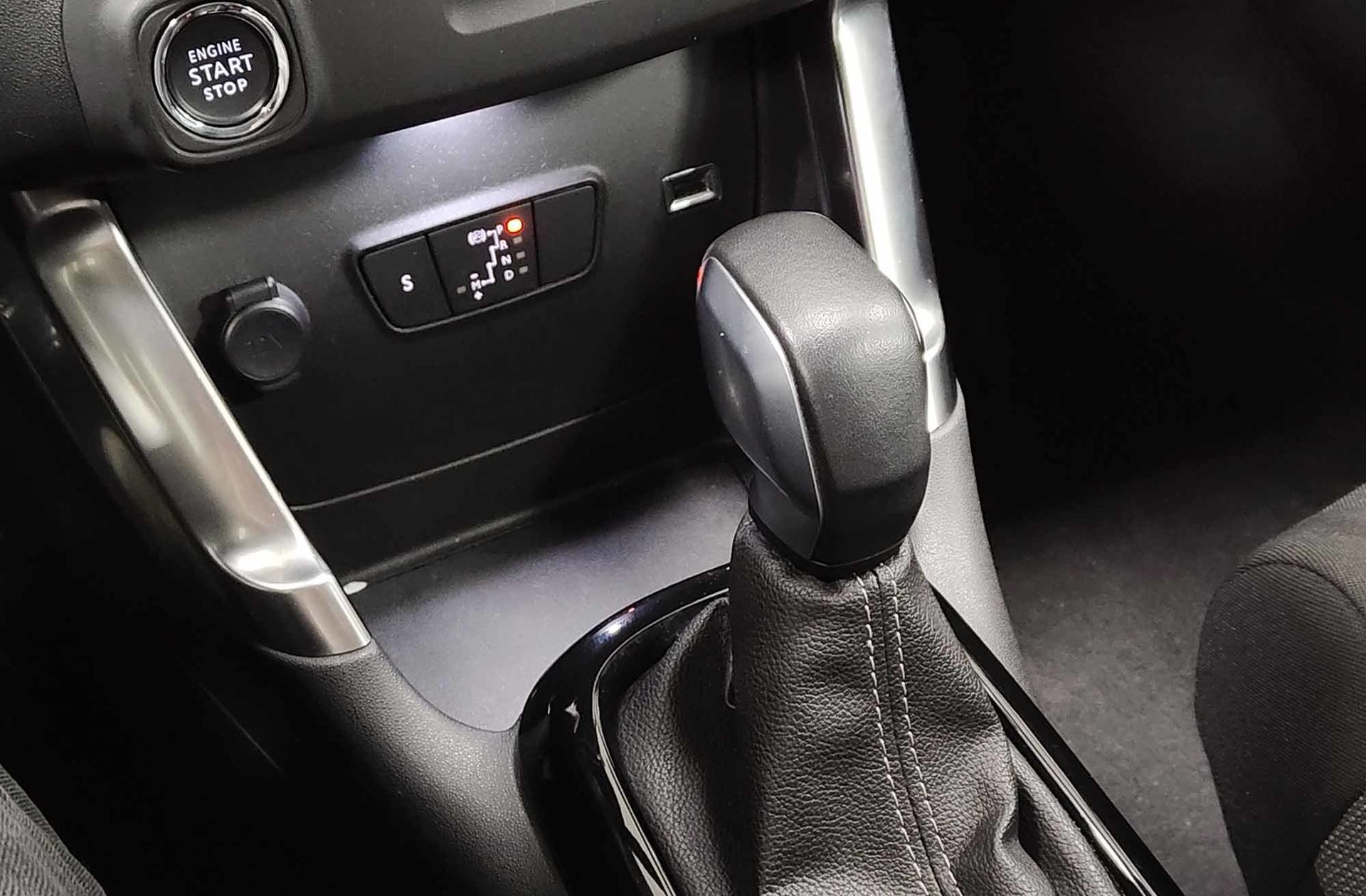 Citroën C3 Aircross PureTech 130 Shine Pack EAT6 - foto 5